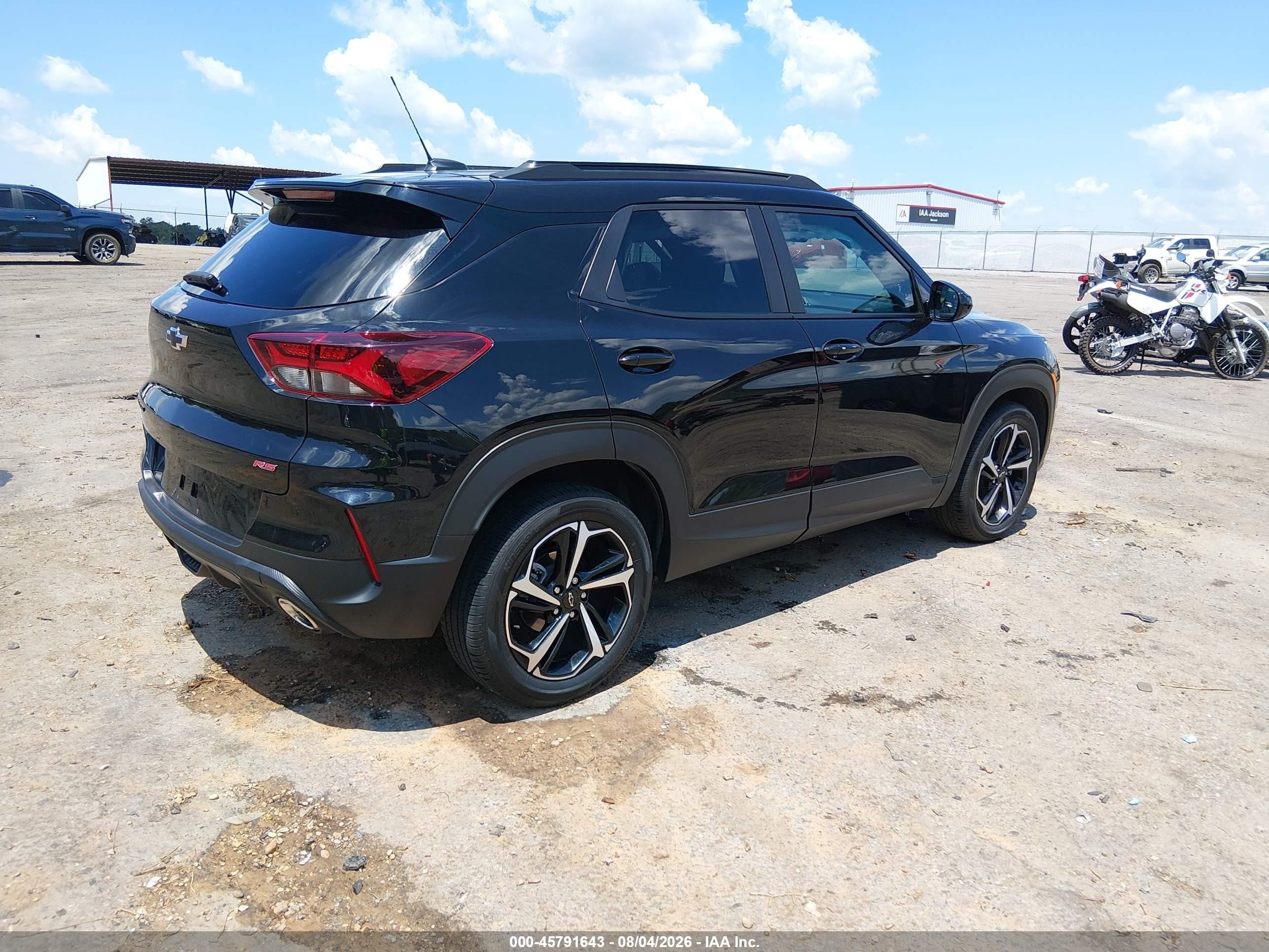 2023 Chevrolet Trailblazer VIN KL79MTSL4PB134364 IAAI salvage auction — Side, Salvage (Louisiana), sold $4,200 on 2026-09-13 (photo 4)