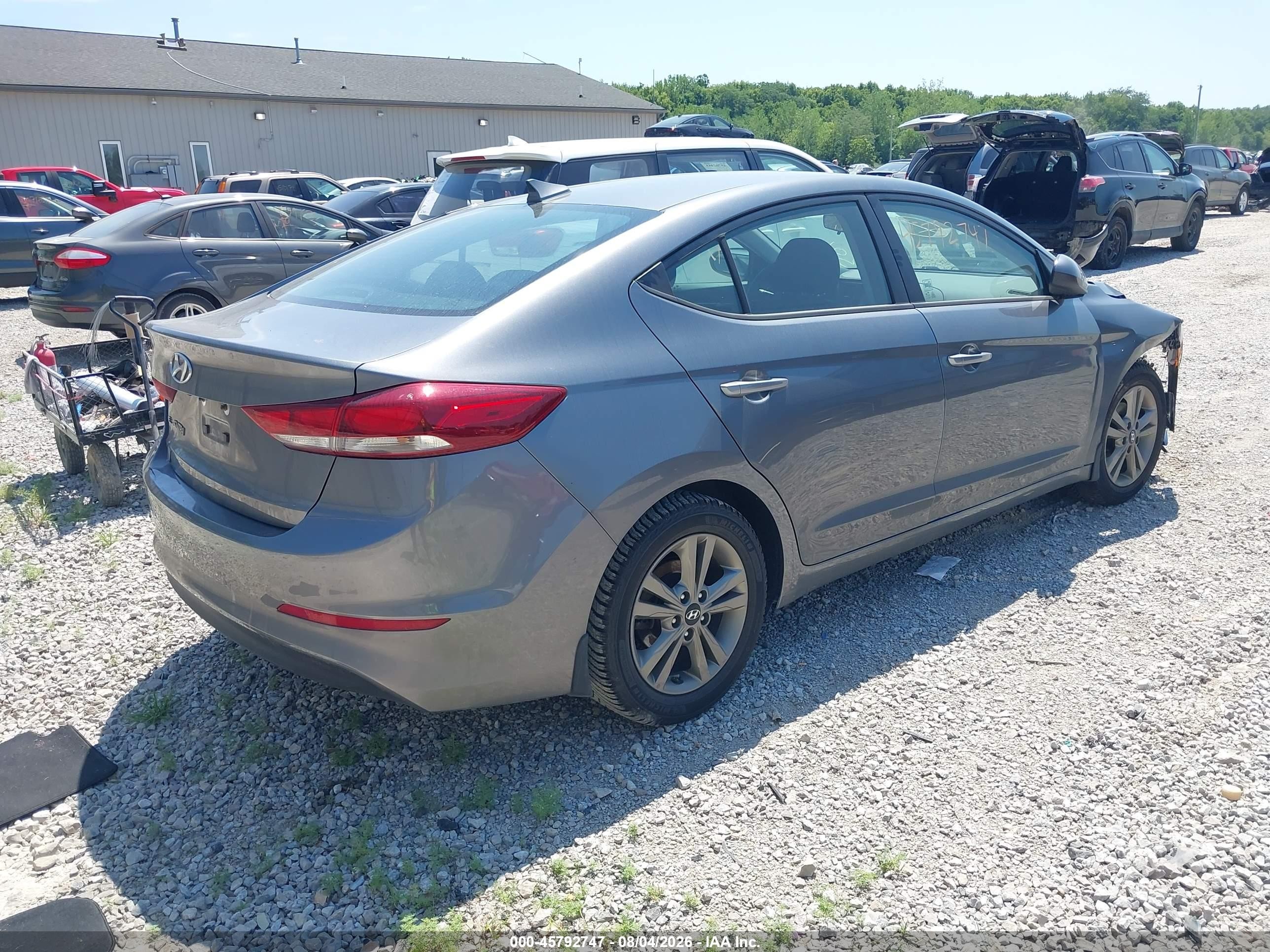 2018 Hyundai Elantra VIN 5NPD84LF8JH386768 IAAI salvage auction — Unknown, Salvage (Ohio), sold $1,750 on 2026-09-09 (photo 4)