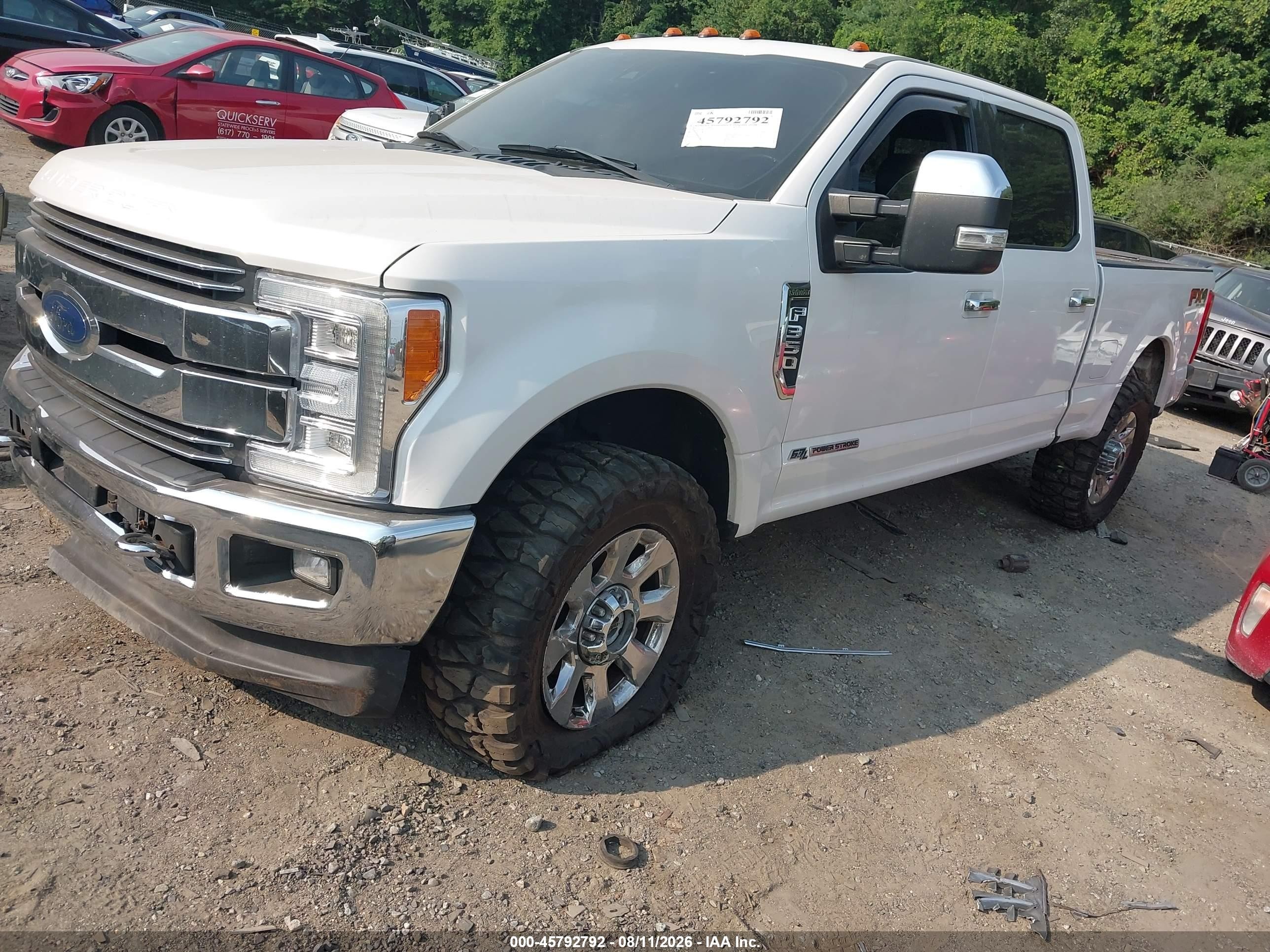 2018 Ford F-350 VIN 1FT8W3BT2JEC34624 — IAAI salvage auction photo