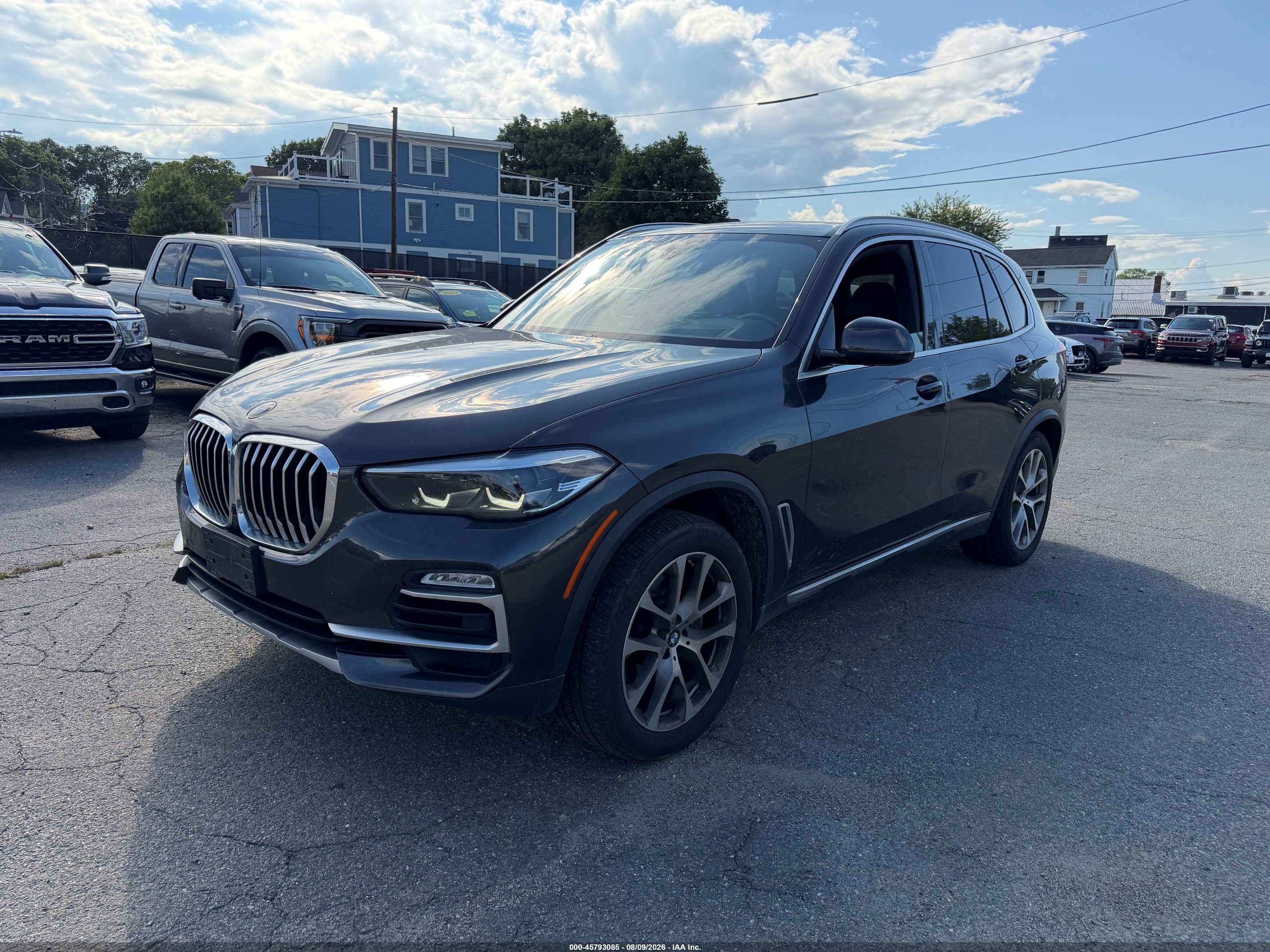 2019 BMW X5 VIN 5UXCR6C52KLL26024 IAAI salvage auction — Normal Wear, Clear (Massachusetts), sold $5,600 on 2026-08-19 (photo 2)