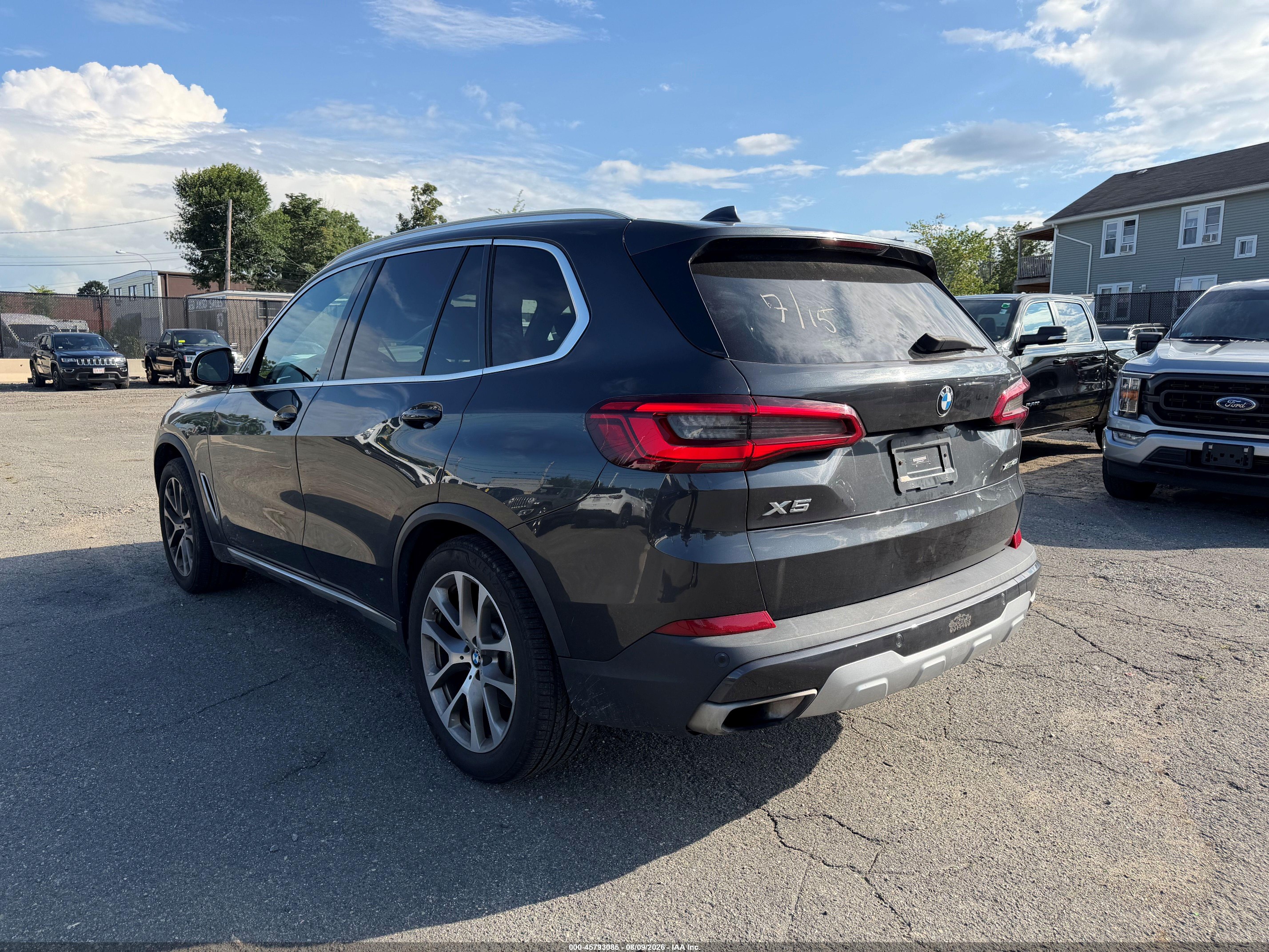 2019 BMW X5 VIN 5UXCR6C52KLL26024 IAAI salvage auction — Normal Wear, Clear (Massachusetts), sold $5,600 on 2026-08-19 (photo 3)