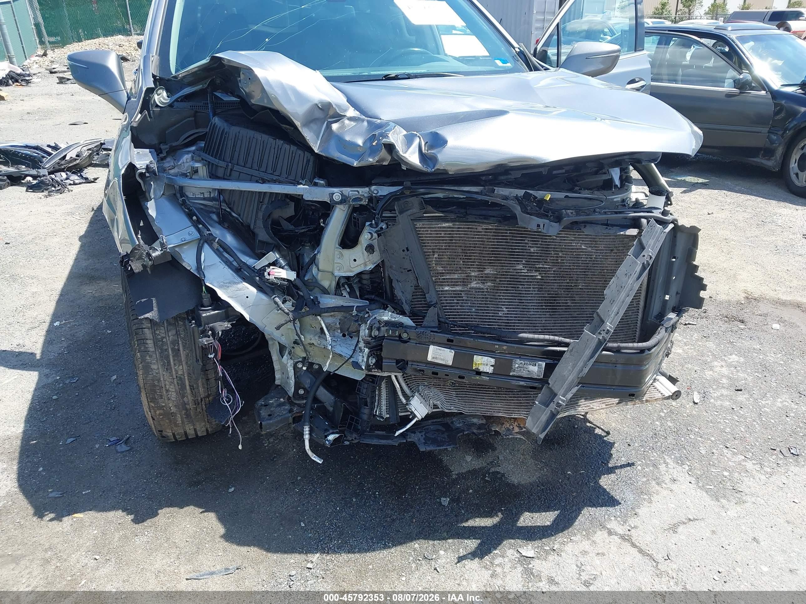 2021 Buick Enclave VIN 5GAEVAKW3MJ122674 IAAI salvage auction — Front End, Salvage (Virginia), sold $3,725 on 2026-09-10 (photo 6)