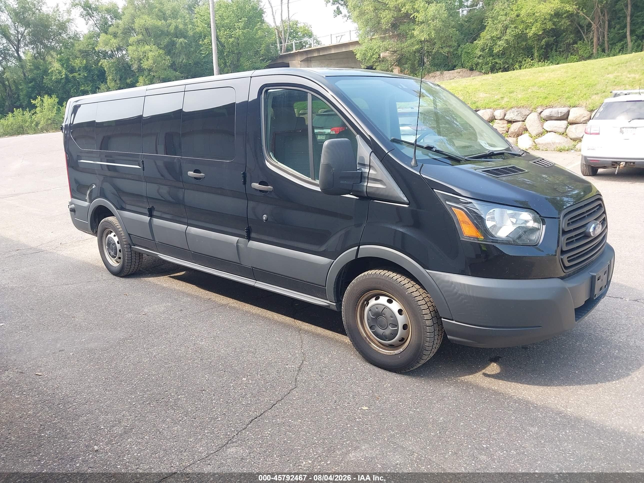 2018 Ford Transit-350 VIN 1FBZX2ZM8JKB52980 — IAAI salvage auction photo