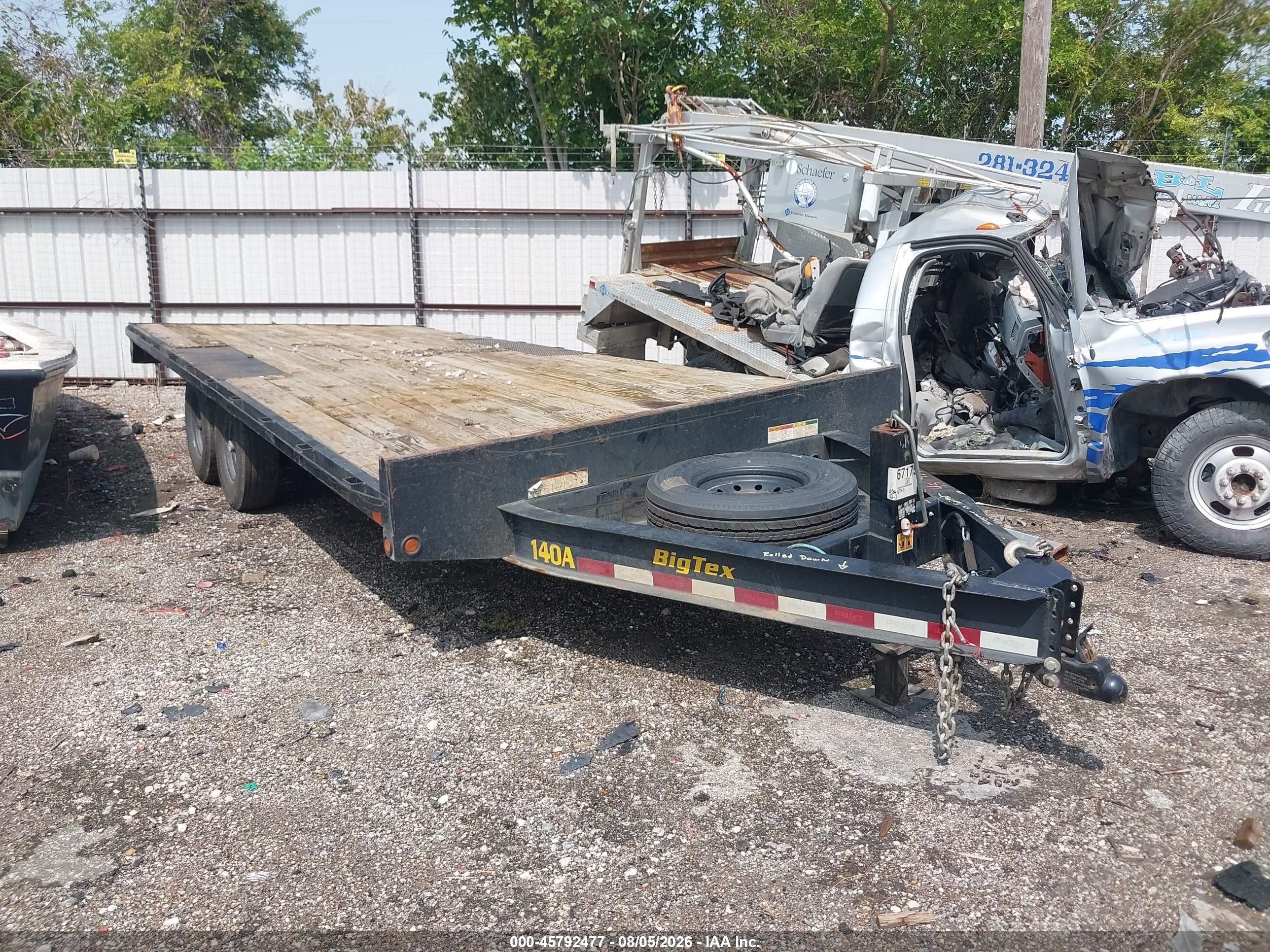 2023 Big Tex Trailer Co Inc Unknown VIN 16V1F2625P2267175 IAAI salvage auction — Front End, Salvage (Texas), sold $1,500 on 2026-09-23 (photo 1)