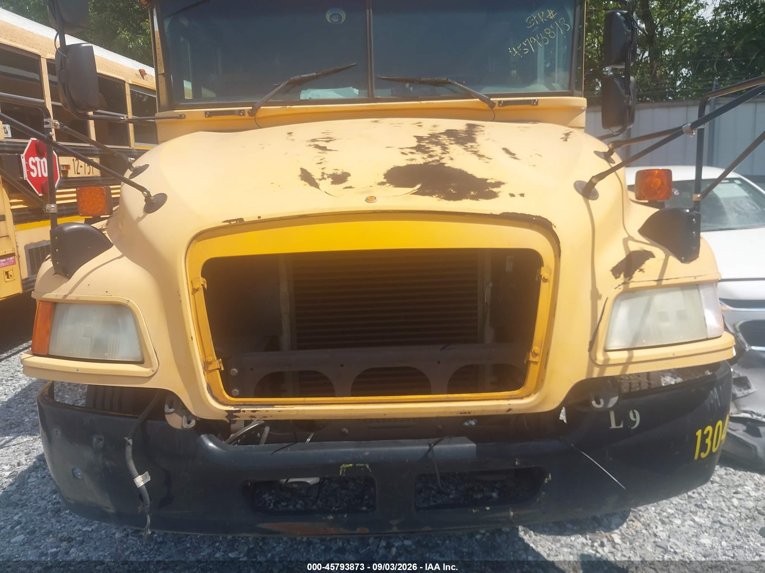 2011 Blue Bird School Bus / Transit Bus VIN 1BAKACPH9BF280014 IAAI salvage auction — Normal Wear, Clear (Georgia), sold $725 on 2026-09-30 (photo 6)