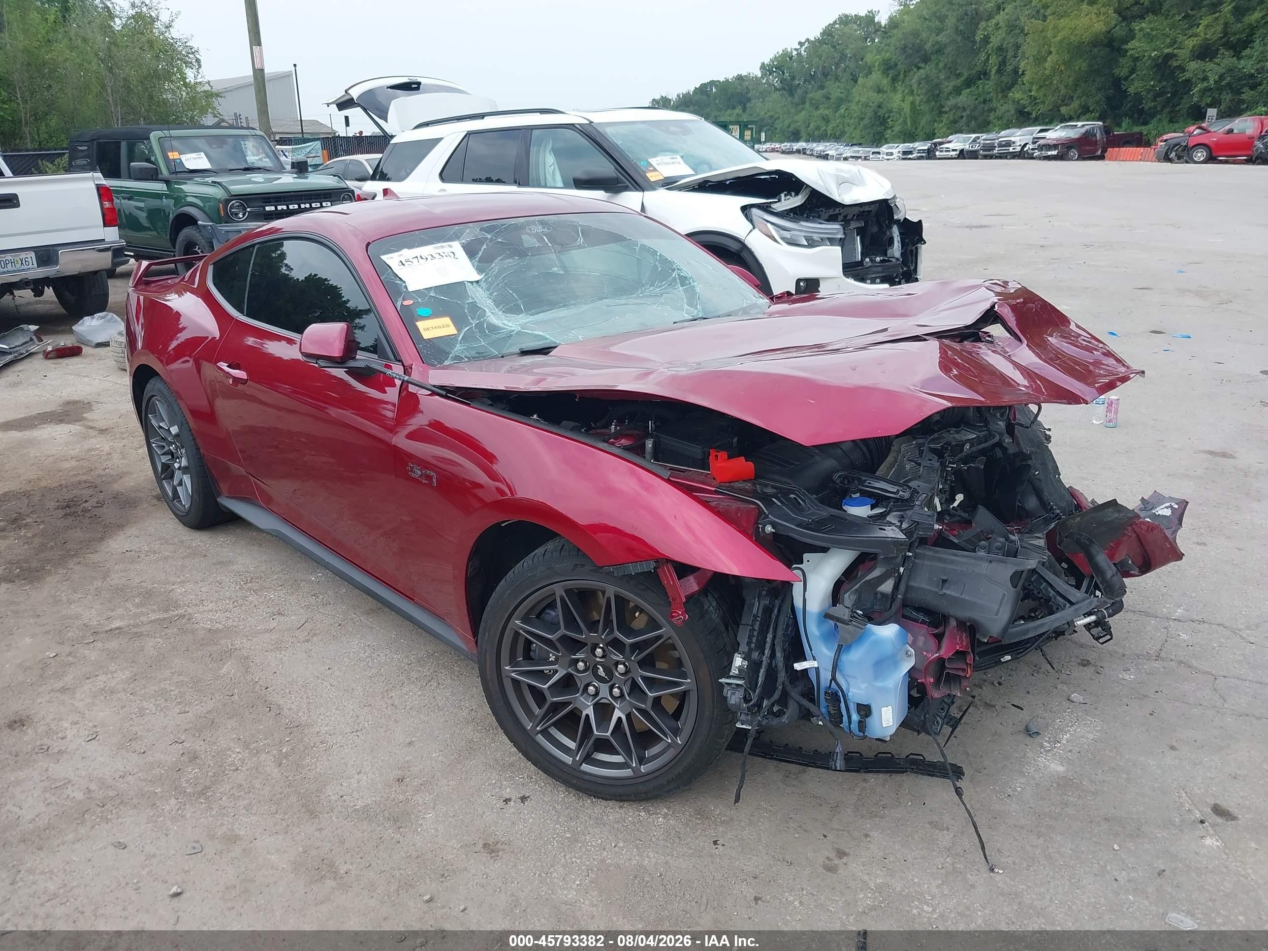 2025 Ford Mustang VIN 1FA6P8CF7S5415185 — IAAI salvage auction photo