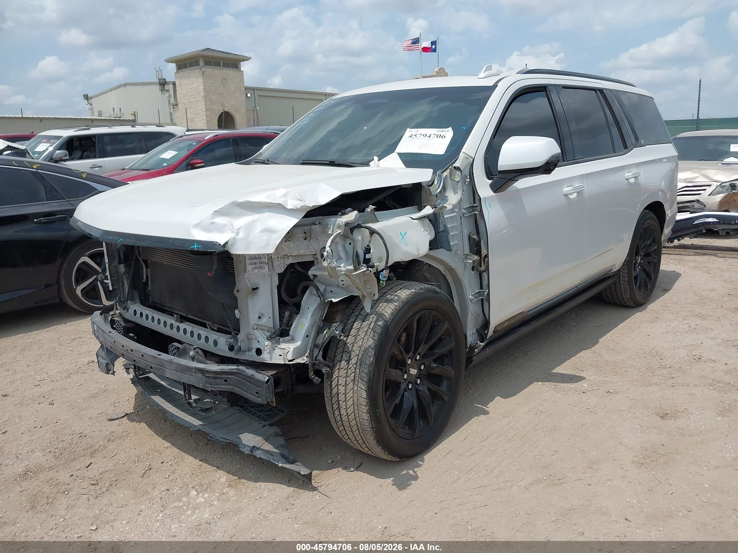 2021 Cadillac Escalade VIN 1GYS3FKL3MR207441 IAAI salvage auction — Front End, Salvage (Texas), sold $23,900 on 2026-08-20 (photo 2)