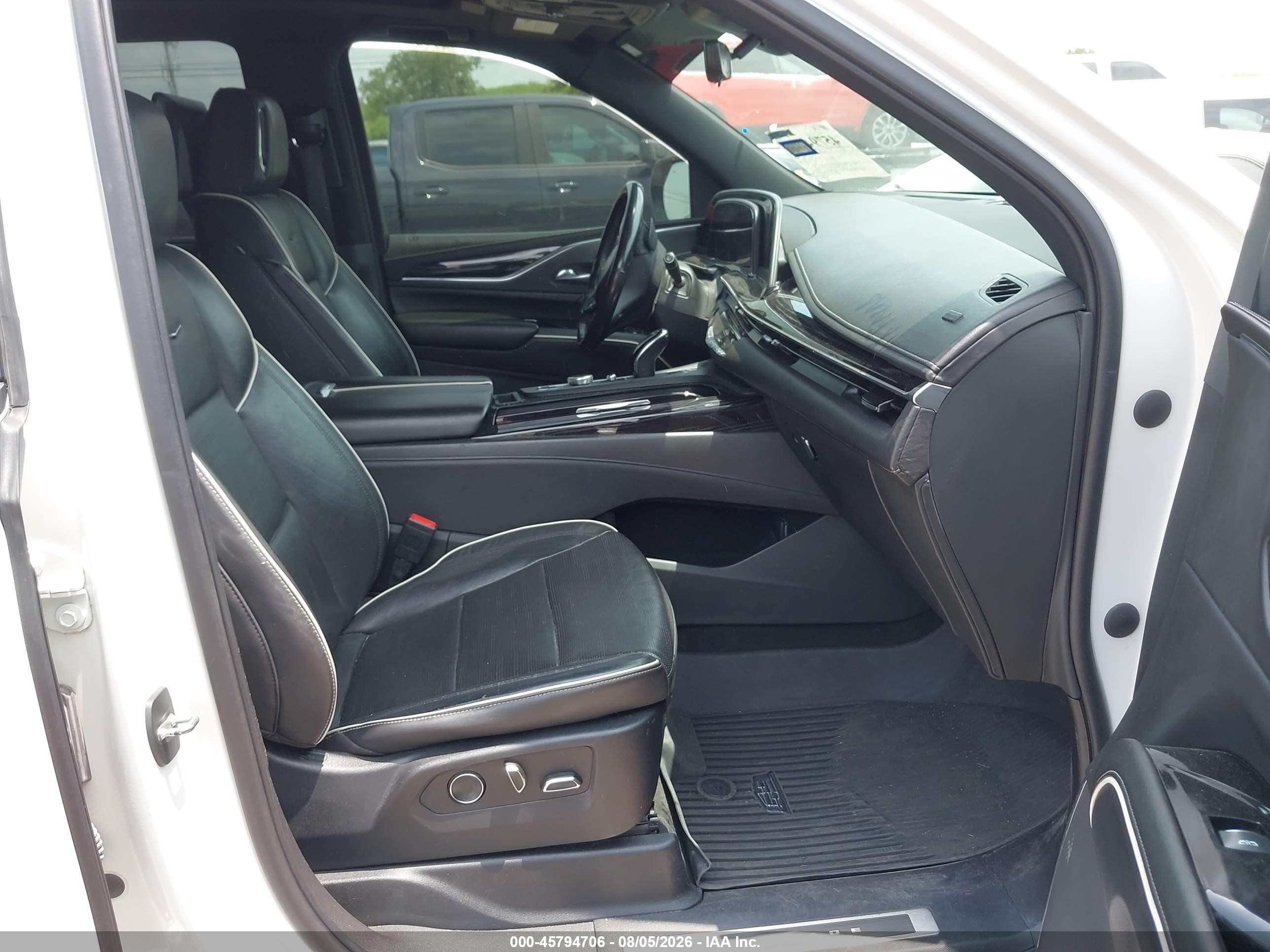 2021 Cadillac Escalade VIN 1GYS3FKL3MR207441 IAAI salvage auction — Front End, Salvage (Texas), sold $23,900 on 2026-08-20 (photo 5)