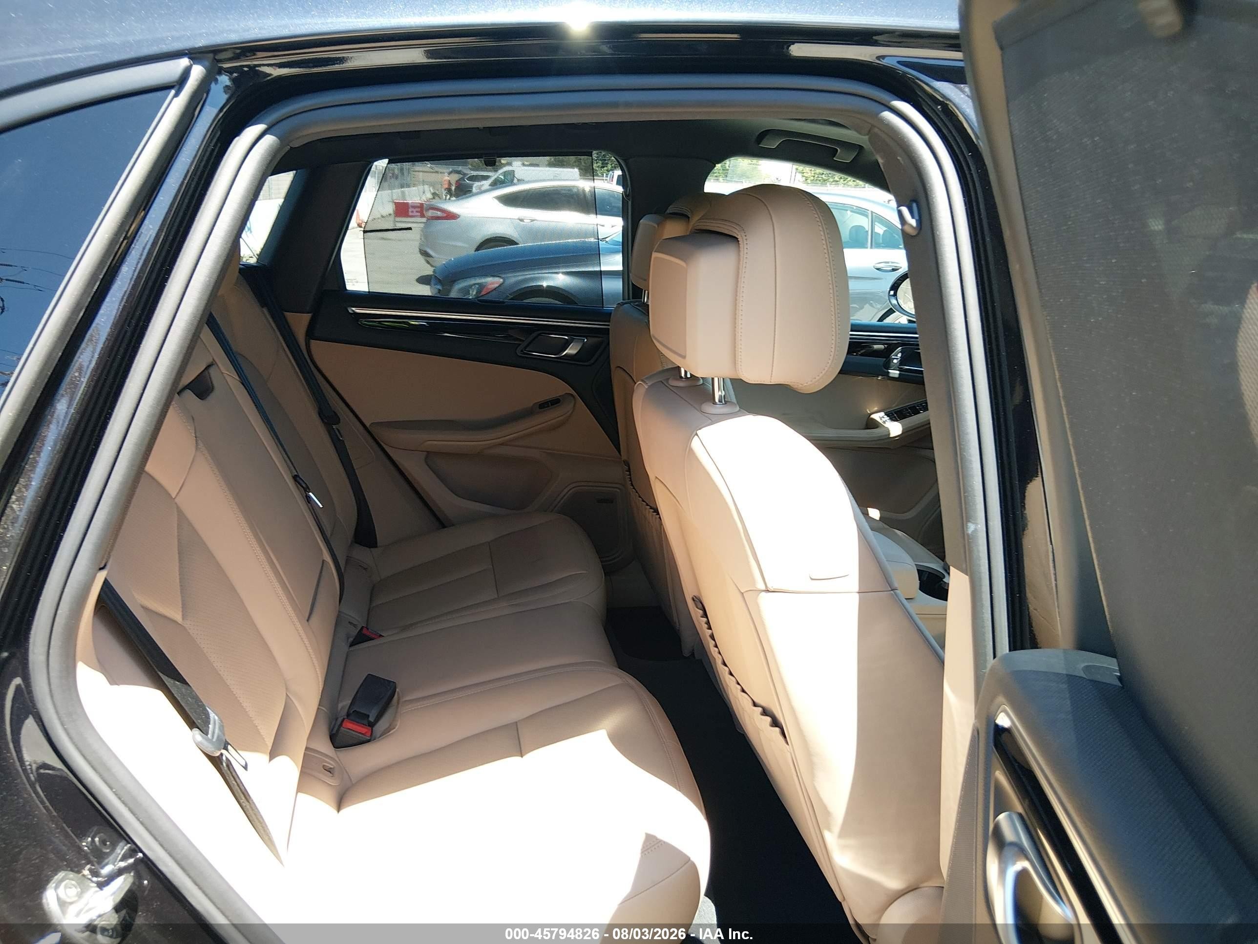 2024 Porsche Macan VIN WP1AA2A53RLB16469 IAAI salvage auction — Rear End, Salvage (California), sold $27,850 on 2026-08-17 (photo 8)