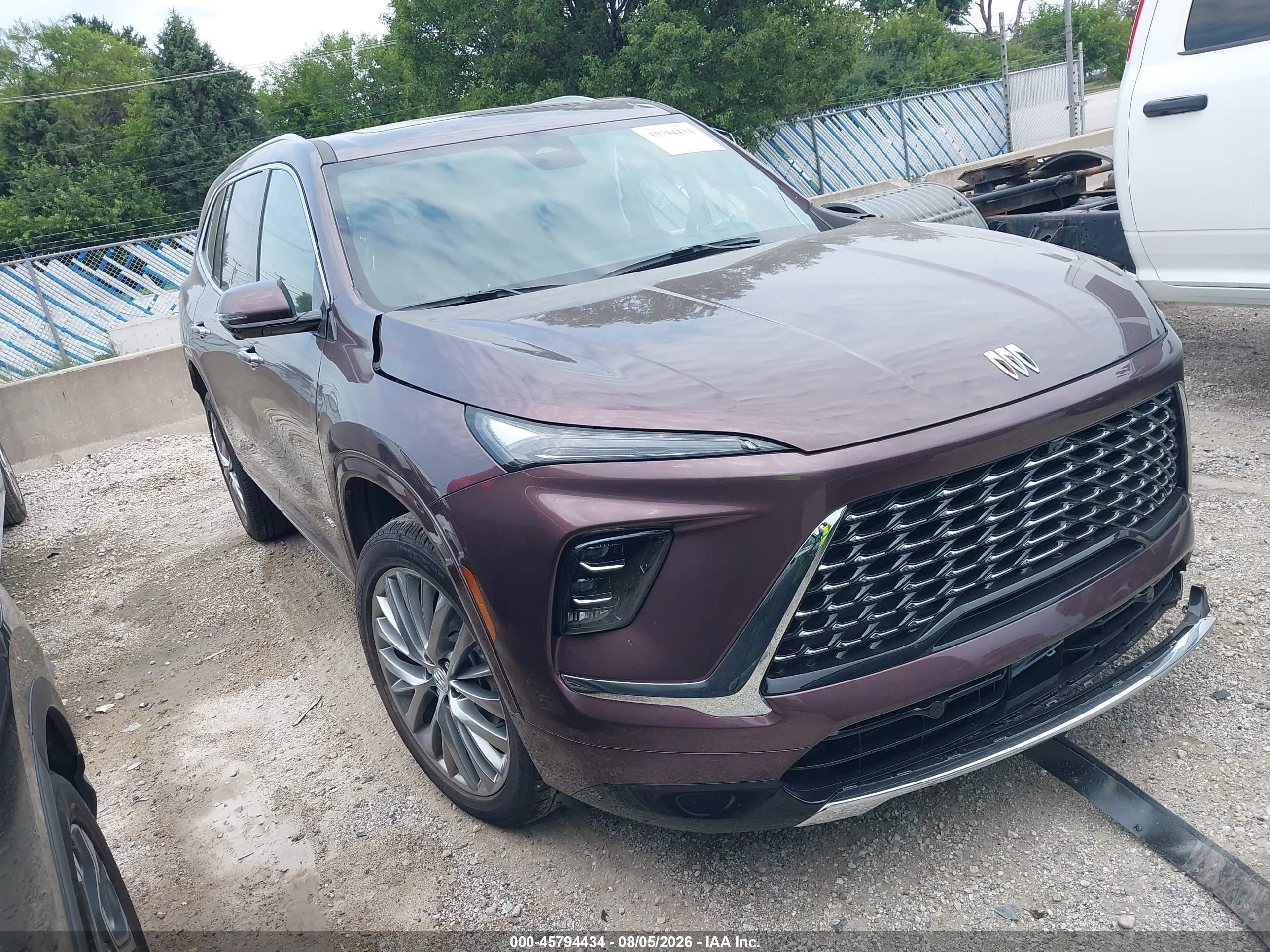 2025 Buick Enclave Avenir VIN 5GAEVCRS9SJ301684 — IAAI salvage auction photo