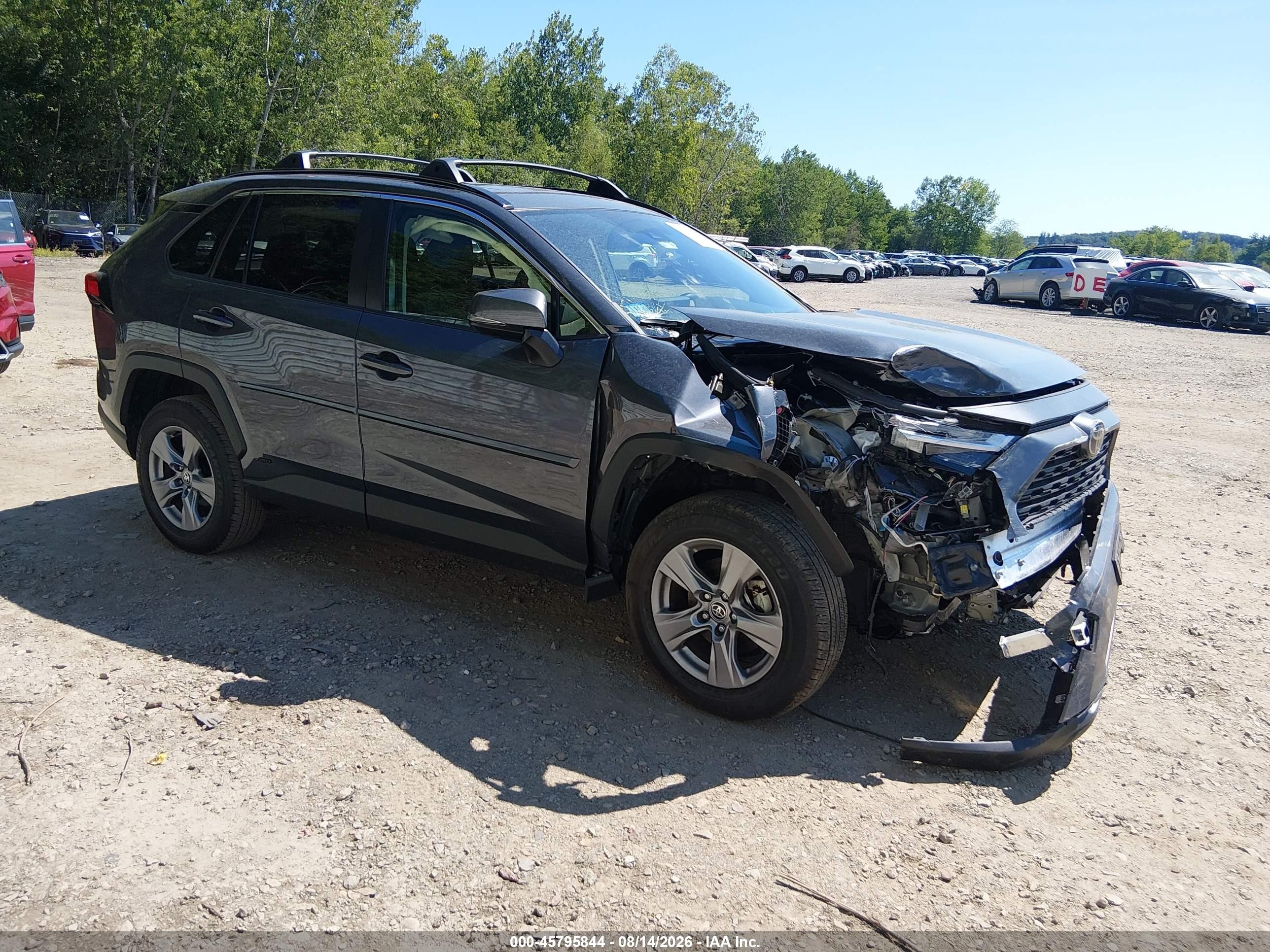 2025 Toyota RAV4 Hybrid VIN JTMRWRFV8SD340408 — IAAI salvage auction photo