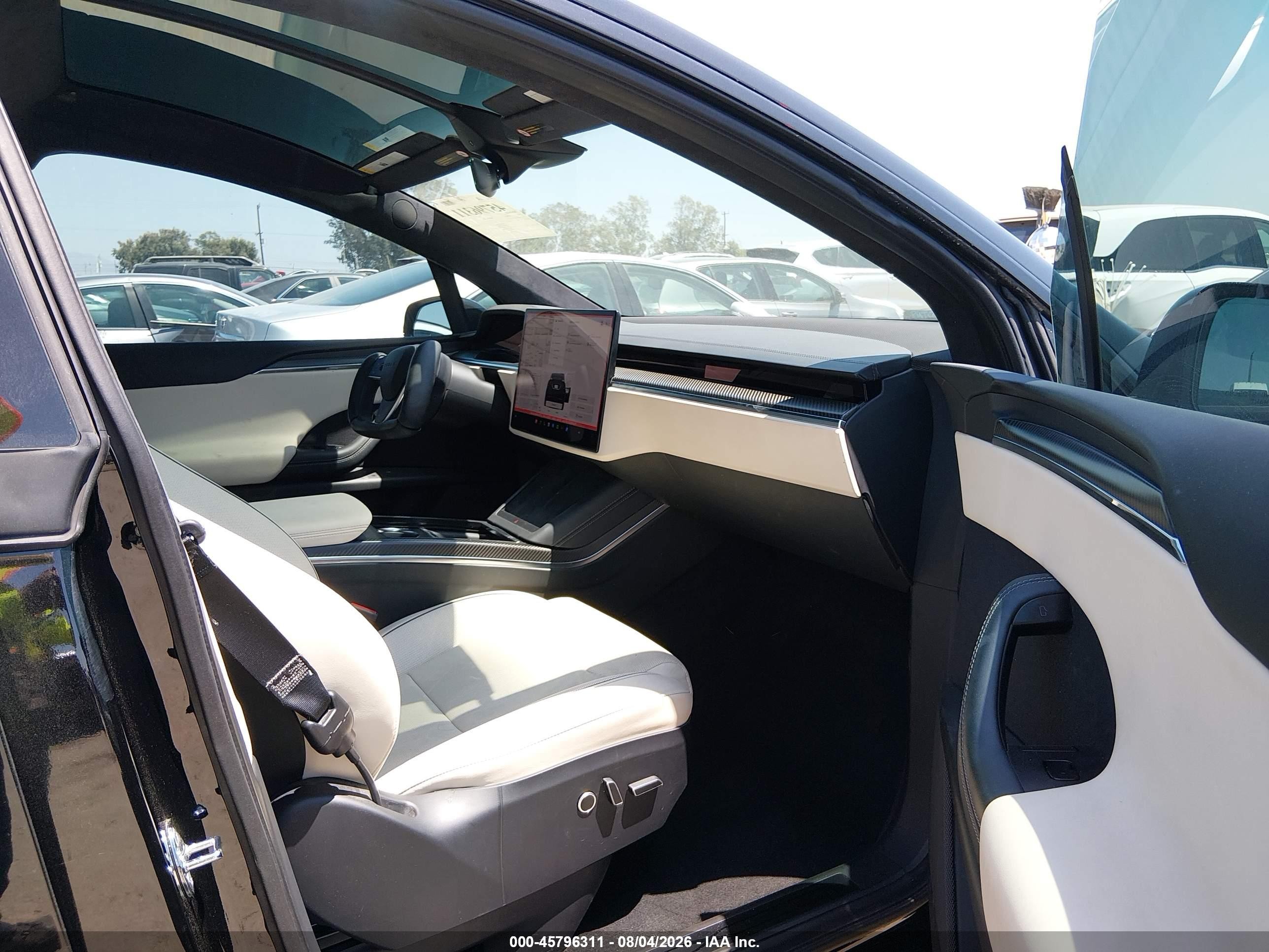 2022 Tesla Model x VIN 7SAXCBE69NF357171 IAAI salvage auction — Rear End, Salvage (California), sold $25,825 on 2026-08-27 (photo 5)