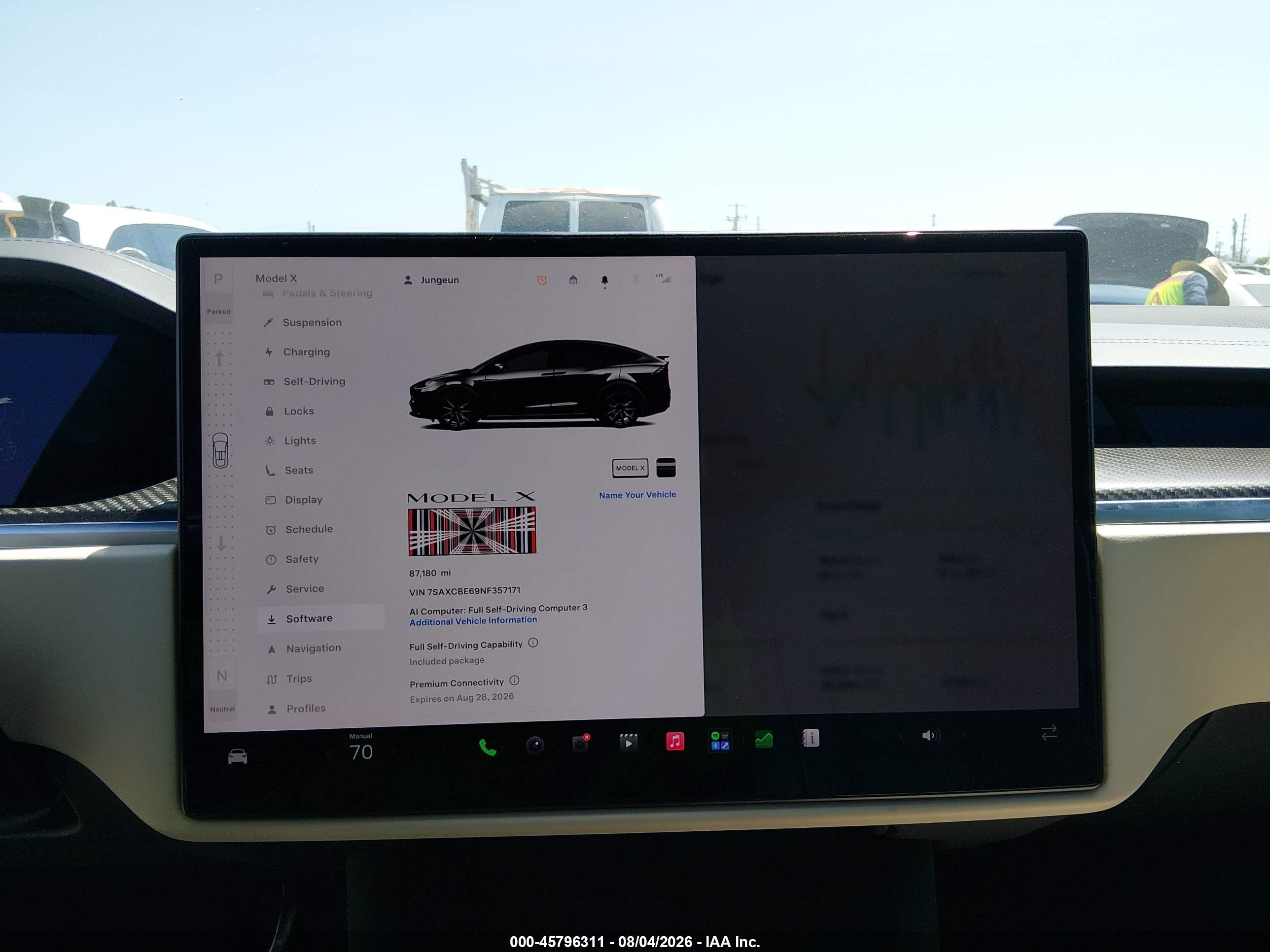 2022 Tesla Model x VIN 7SAXCBE69NF357171 IAAI salvage auction — Rear End, Salvage (California), sold $25,825 on 2026-08-27 (photo 7)