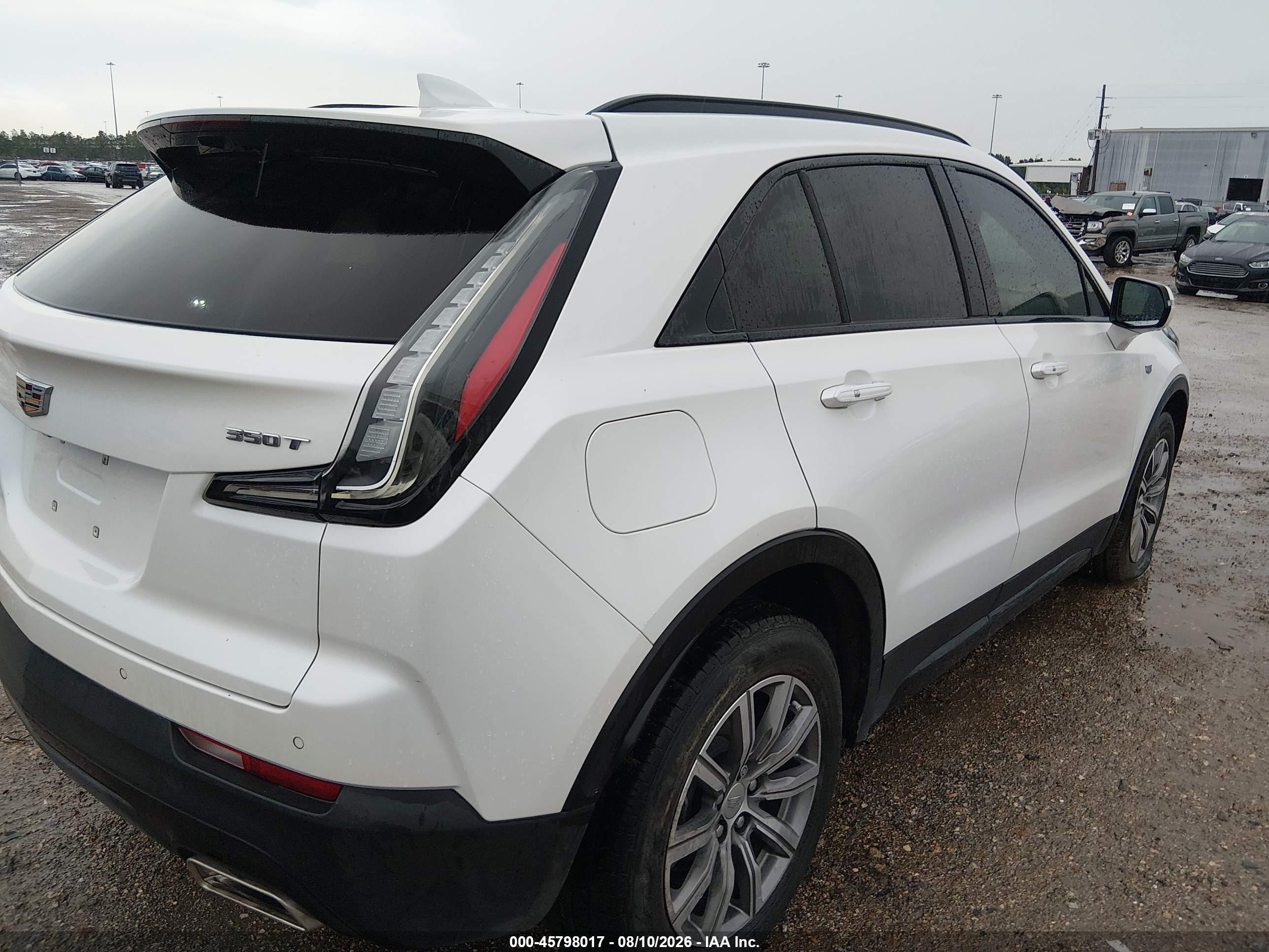2022 Cadillac Xt4 VIN 1GYFZER47NF107516 IAAI salvage auction — Theft, Original (Texas), sold $14,300 on 2026-08-29 (photo 6)
