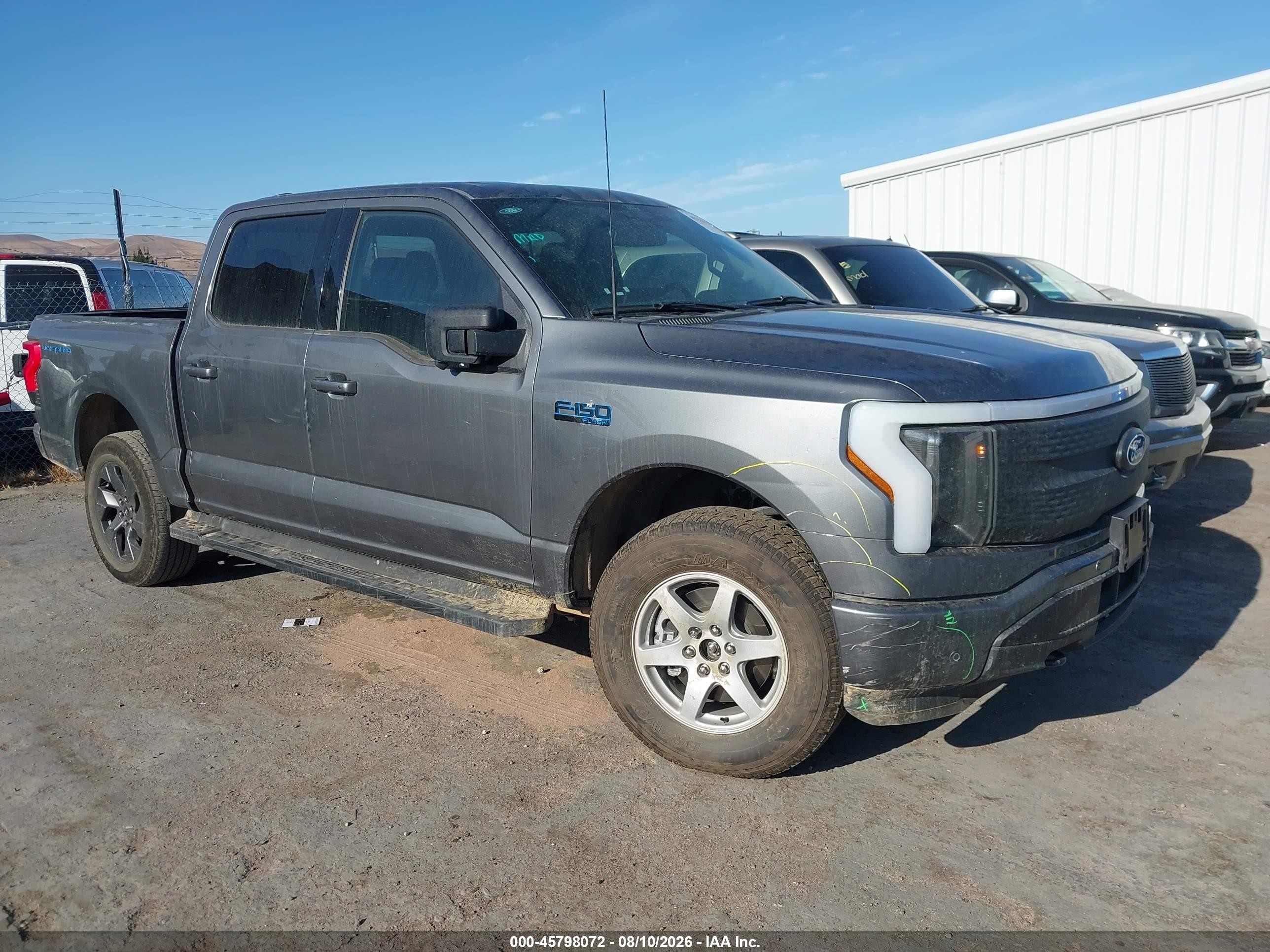 2024 Ford F-150 Lightning VIN 1FT6W3L72RWG20247 — IAAI salvage auction photo
