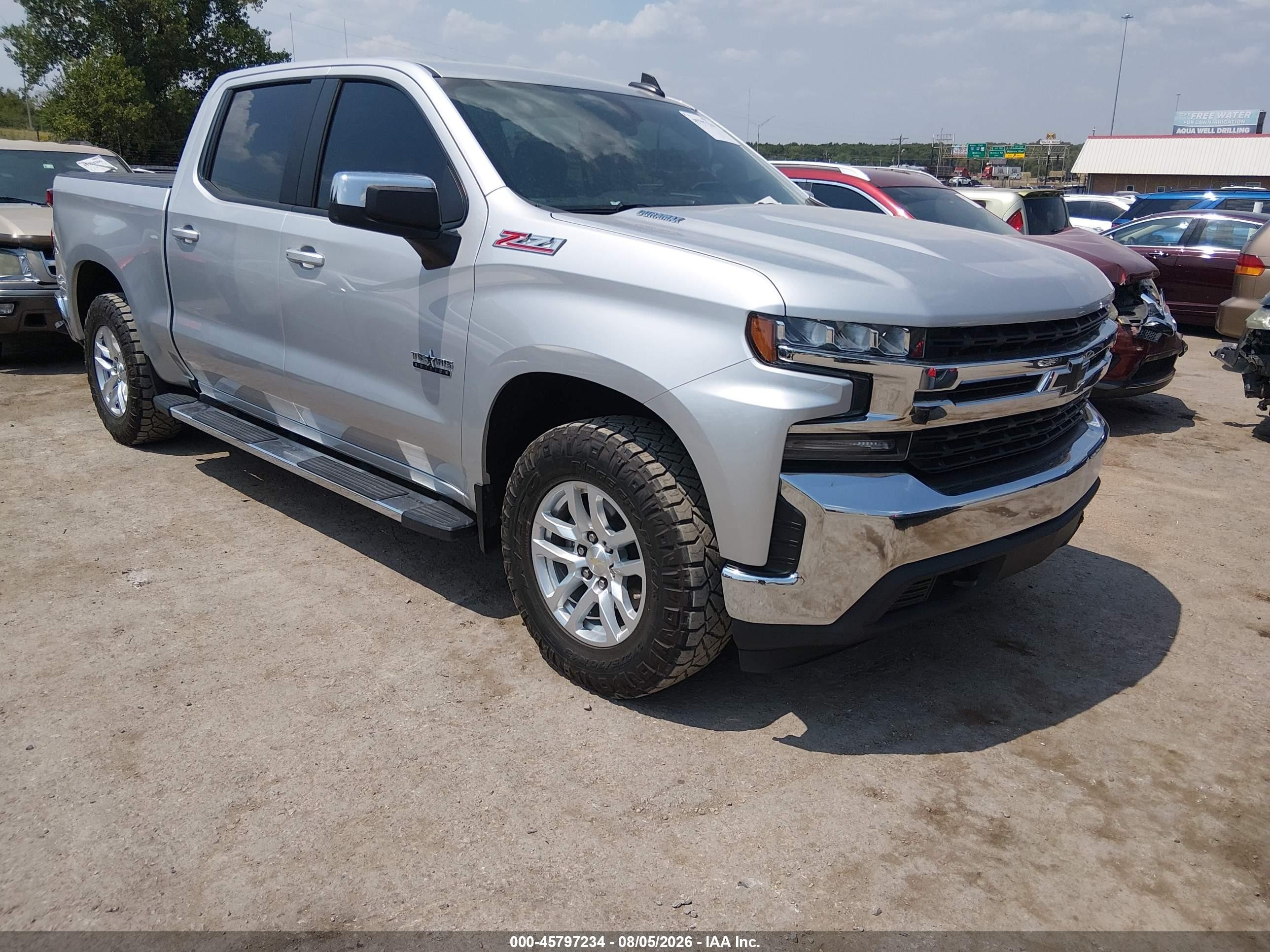2020 Chevrolet Silverado 1500 VIN 3GCUYDET7LG290418 — IAAI salvage auction photo