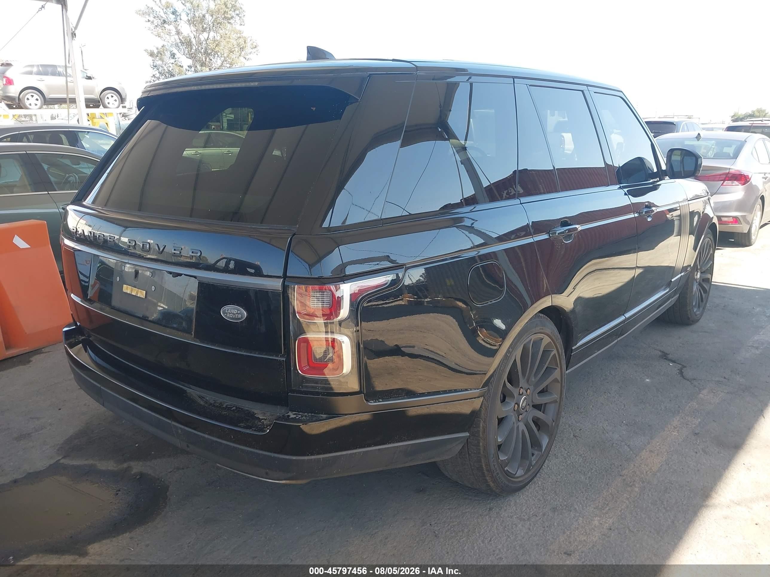 2020 Land rover RANGE ROVER VIN SALGR2SU5LA574391 IAAI salvage auction — Theft, Salvage (California), sold $17,800 on 2026-09-05 (photo 4)