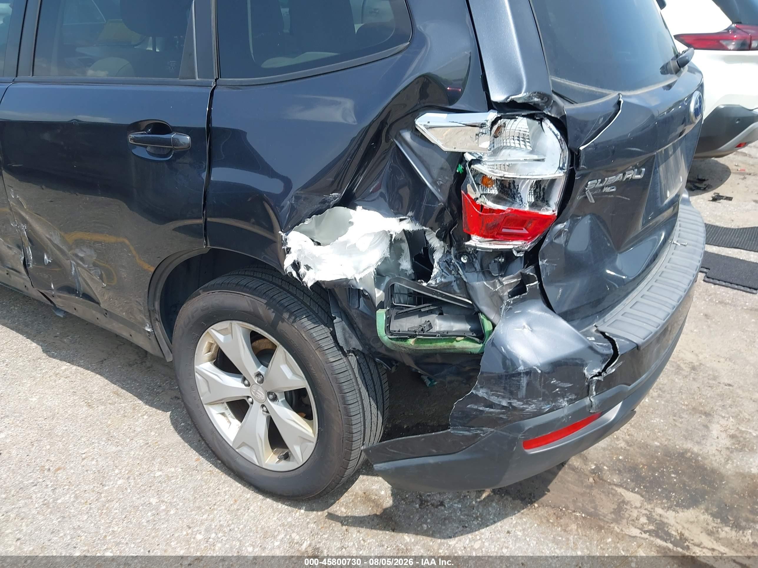 2015 Subaru Forester VIN JF2SJADC6FH595660 IAAI salvage auction — Side, Original (Texas), sold $1,725 on 2026-09-09 (photo 6)