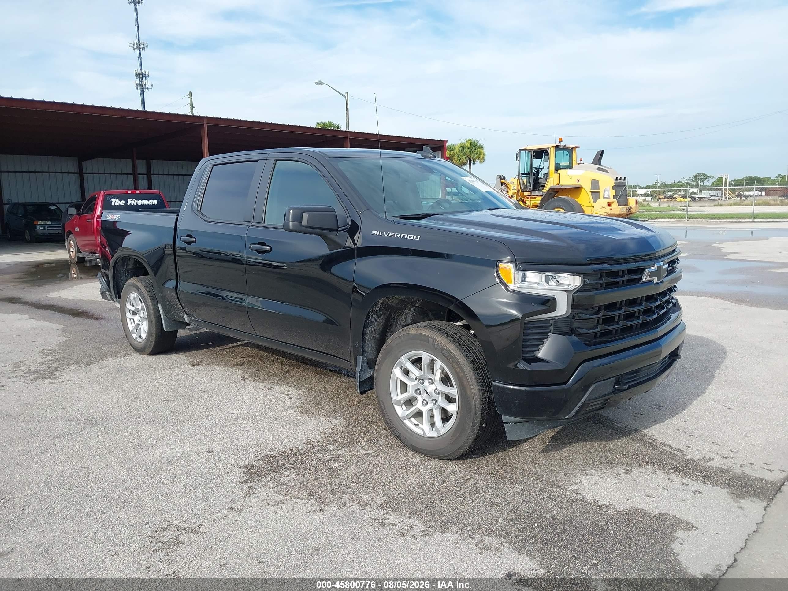 2026 Chevrolet Silverado VIN 1GCUKEED6TZ174711 IAAI salvage auction — Rear End, Enterprise Vehicles Clear Only (Georgia), sold $23,100 on 2026-08-10 (photo 1)