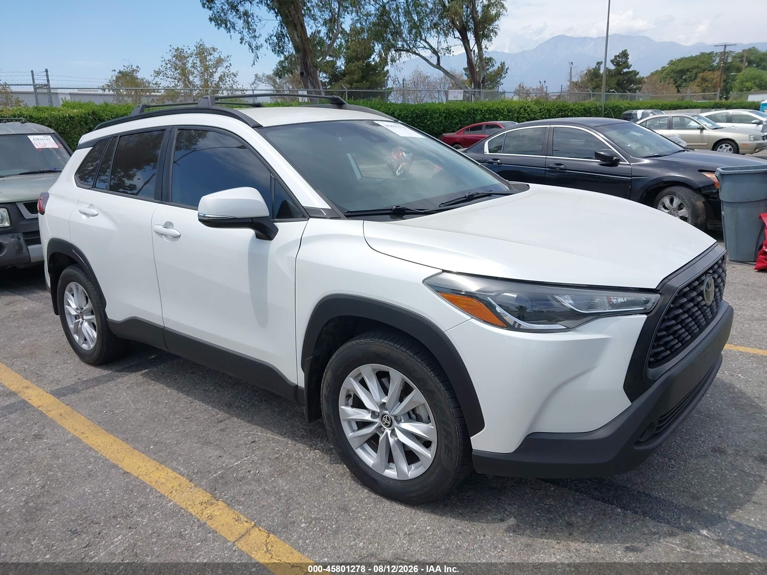 2022 Toyota Corolla Cross VIN 7MUCAABG9NV032000 — IAAI salvage auction photo