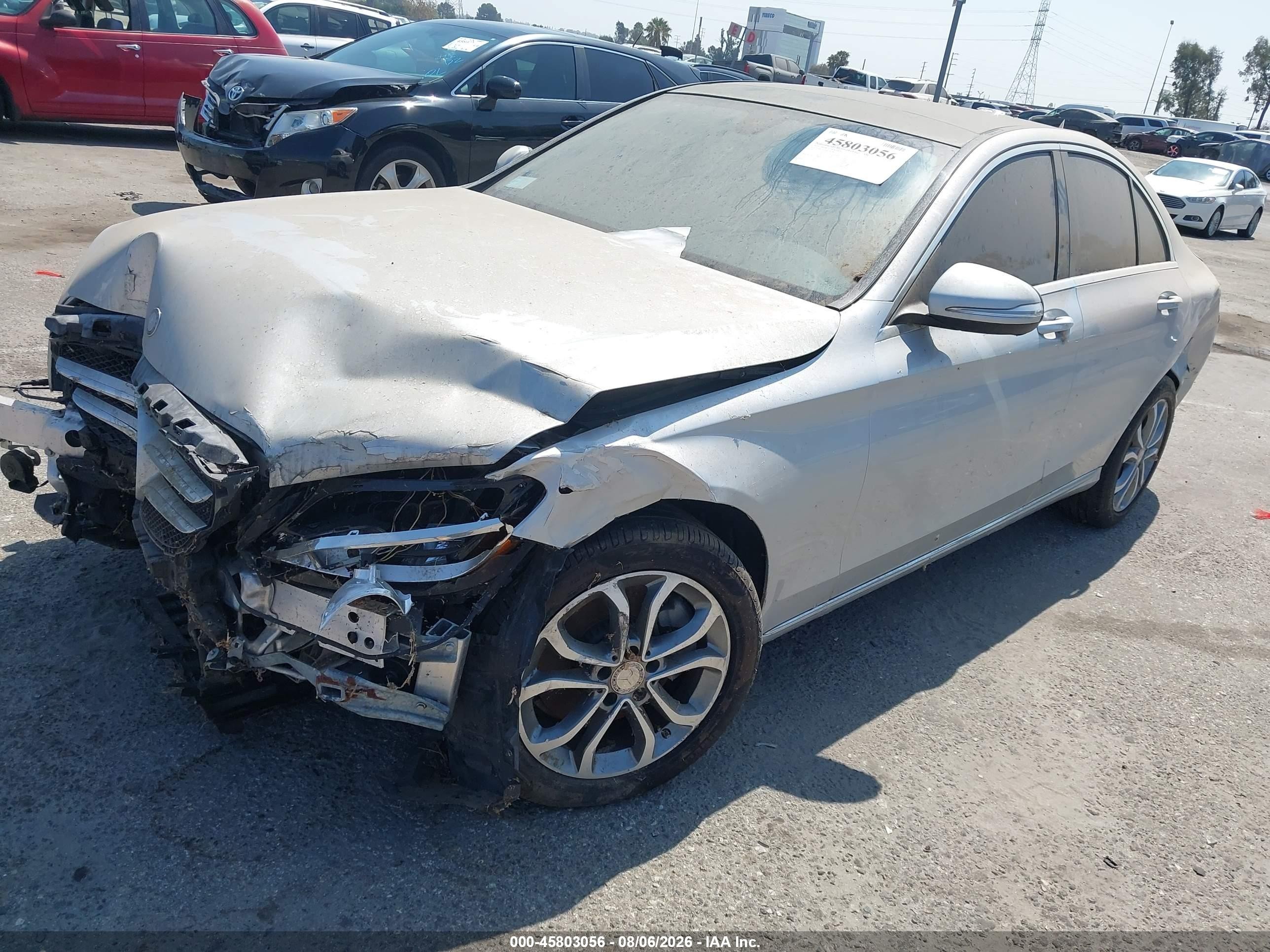 2015 Mercedes-benz C-klasse VIN 55SWF4KB9FU007665 IAAI salvage auction — Normal Wear, Salvage (California), sold $1,800 on 2026-10-11 (photo 2)