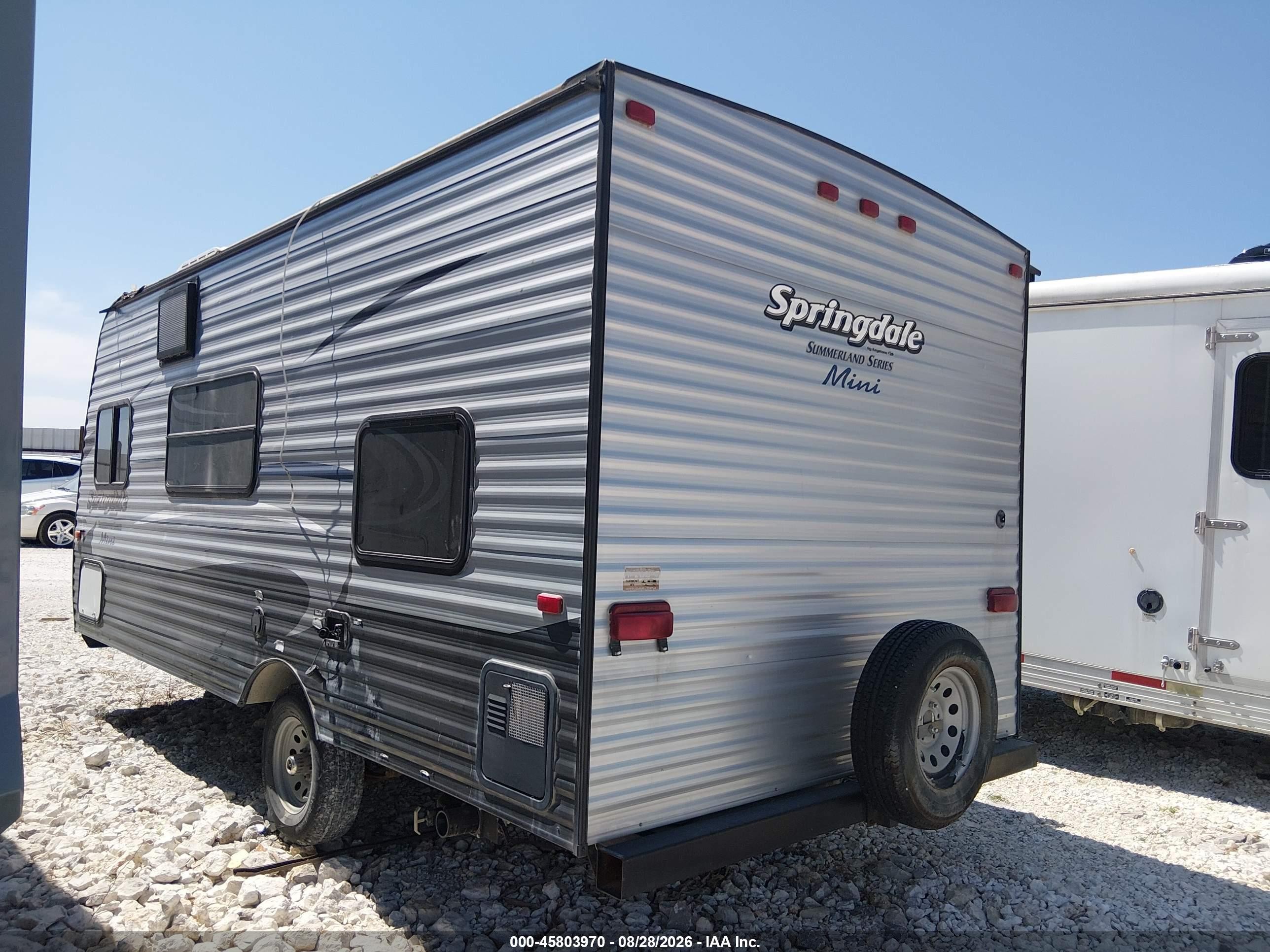 2017 Keystone Rv Summerland VIN 4YDT1801XHW152844 IAAI salvage auction — Storm Damage, Salvage (Ohio), sold $1,900 on 2026-10-08 (photo 3)