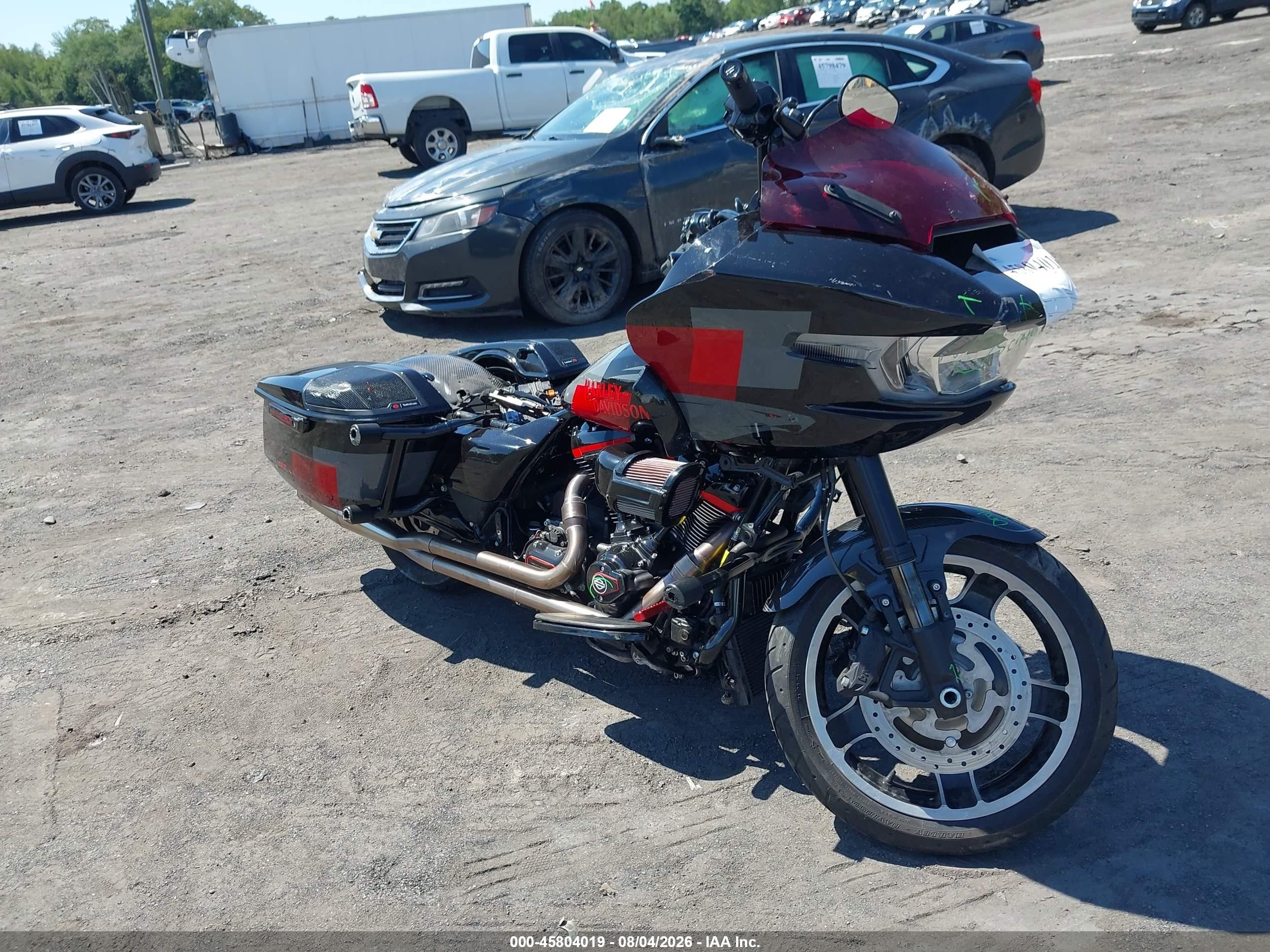 2025 Harley-Davidson FLTRXSTSE VIN 1HD1TL811SB953882 — IAAI salvage auction photo