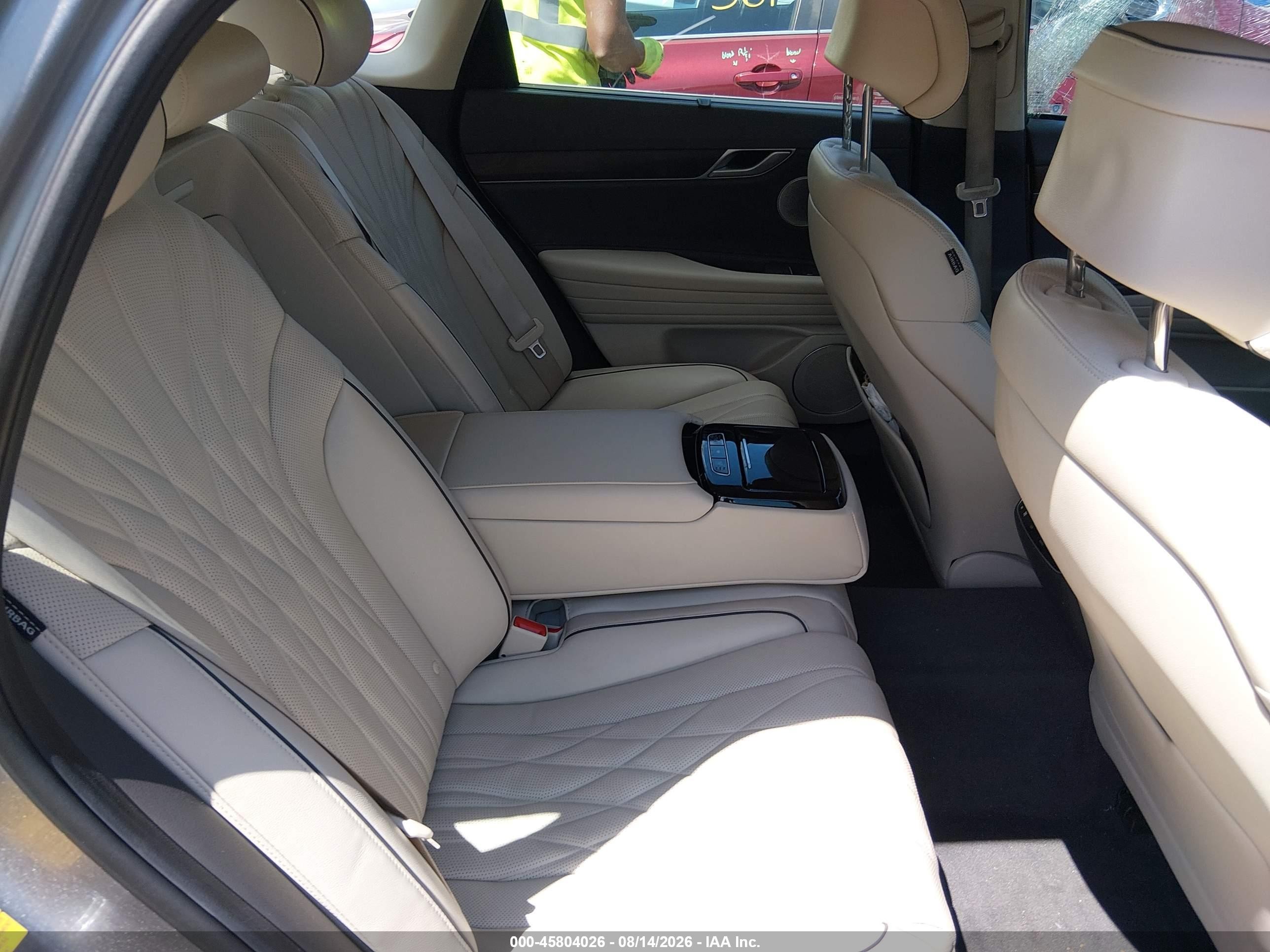 2021 Genesis G80 VIN KMTGB4SC1MU045827 IAAI salvage auction — Unknown, Salvage (Massachusetts), sold $10,000 on 2026-09-11 (photo 8)