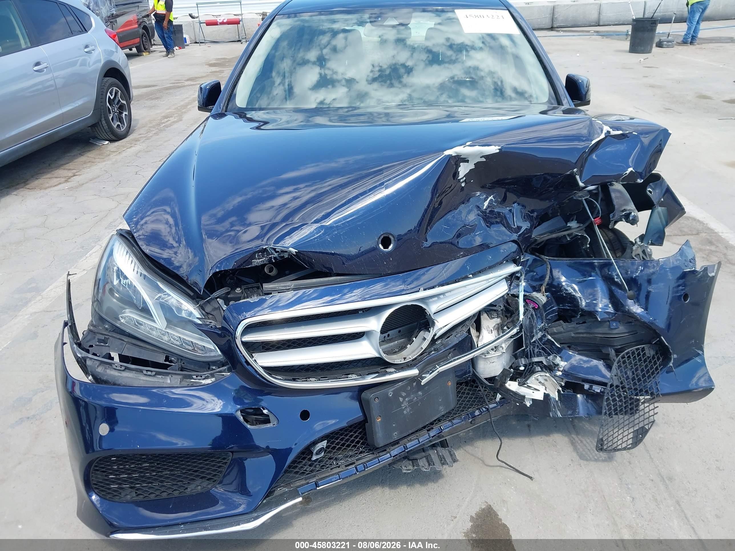 2014 Mercedes-benz E-klasse VIN WDDHF5KB0EA812242 IAAI salvage auction — Front End, Salvage (California), sold $850 on 2026-09-13 (photo 6)