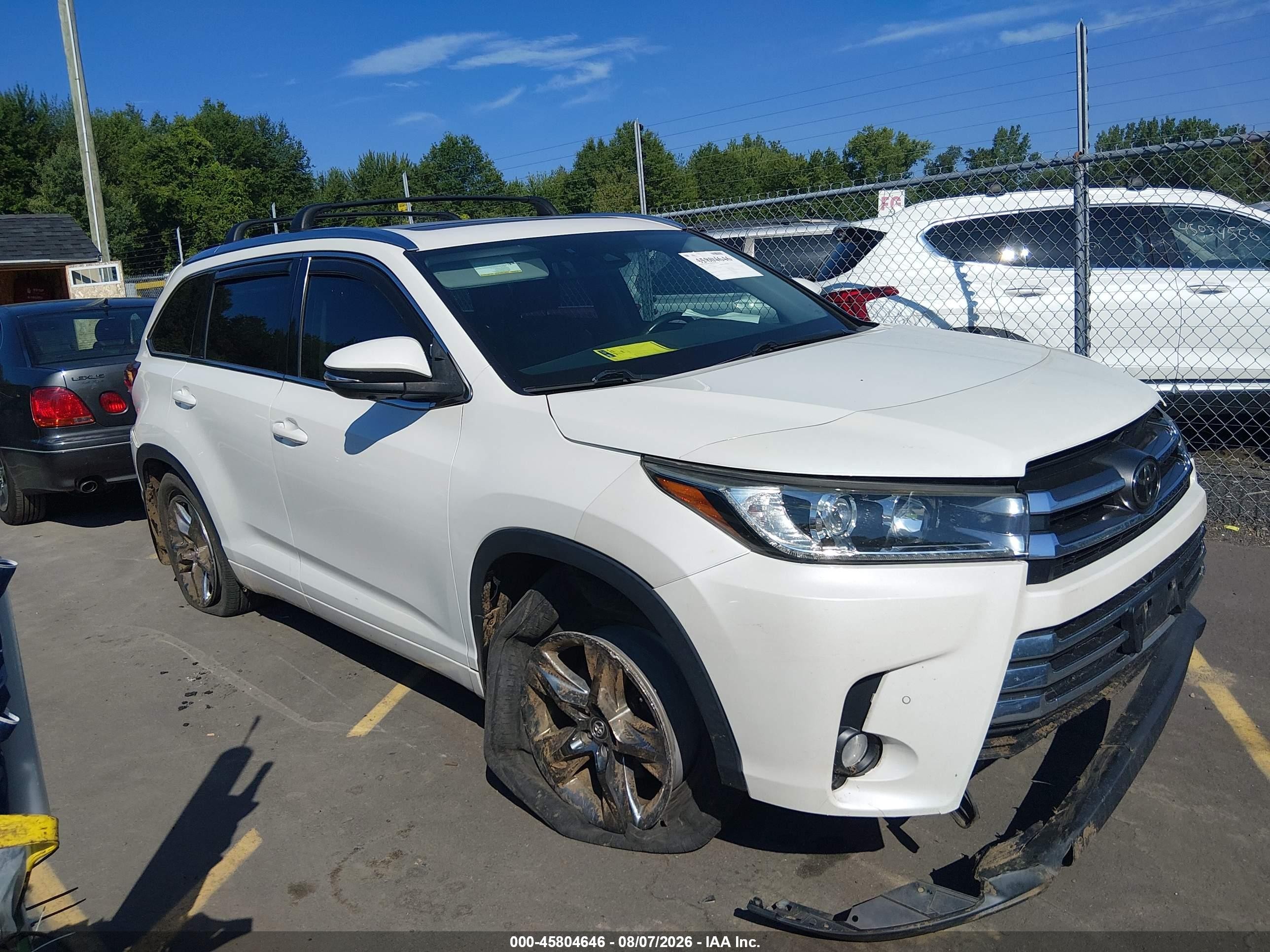 2017 Toyota Highlander VIN 5TDDZRFH1HS404281 — IAAI salvage auction photo