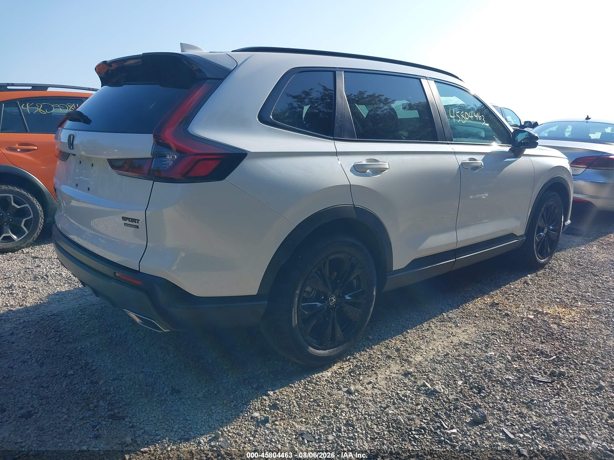 2026 Honda CR-V VIN 7FARS6H91TE109794 IAAI salvage auction — Side, Salvage (Ohio), sold $23,600 on 2026-09-16 (photo 4)
