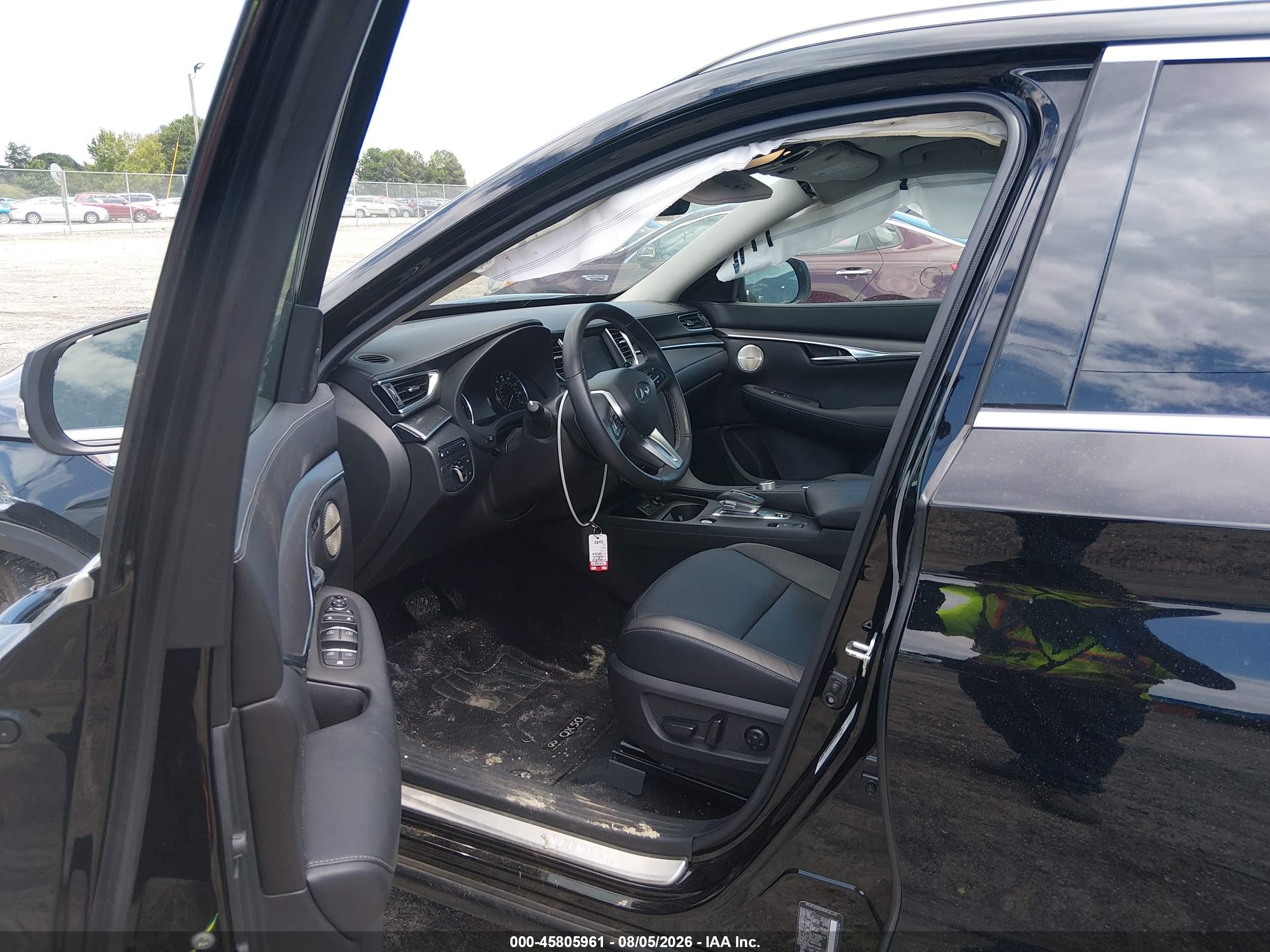 2023 Infiniti Qx50 VIN 3PCAJ5BAXPF117942 IAAI salvage auction — Side, Salvage (Georgia), sold $7,125 on 2026-09-27 (photo 5)