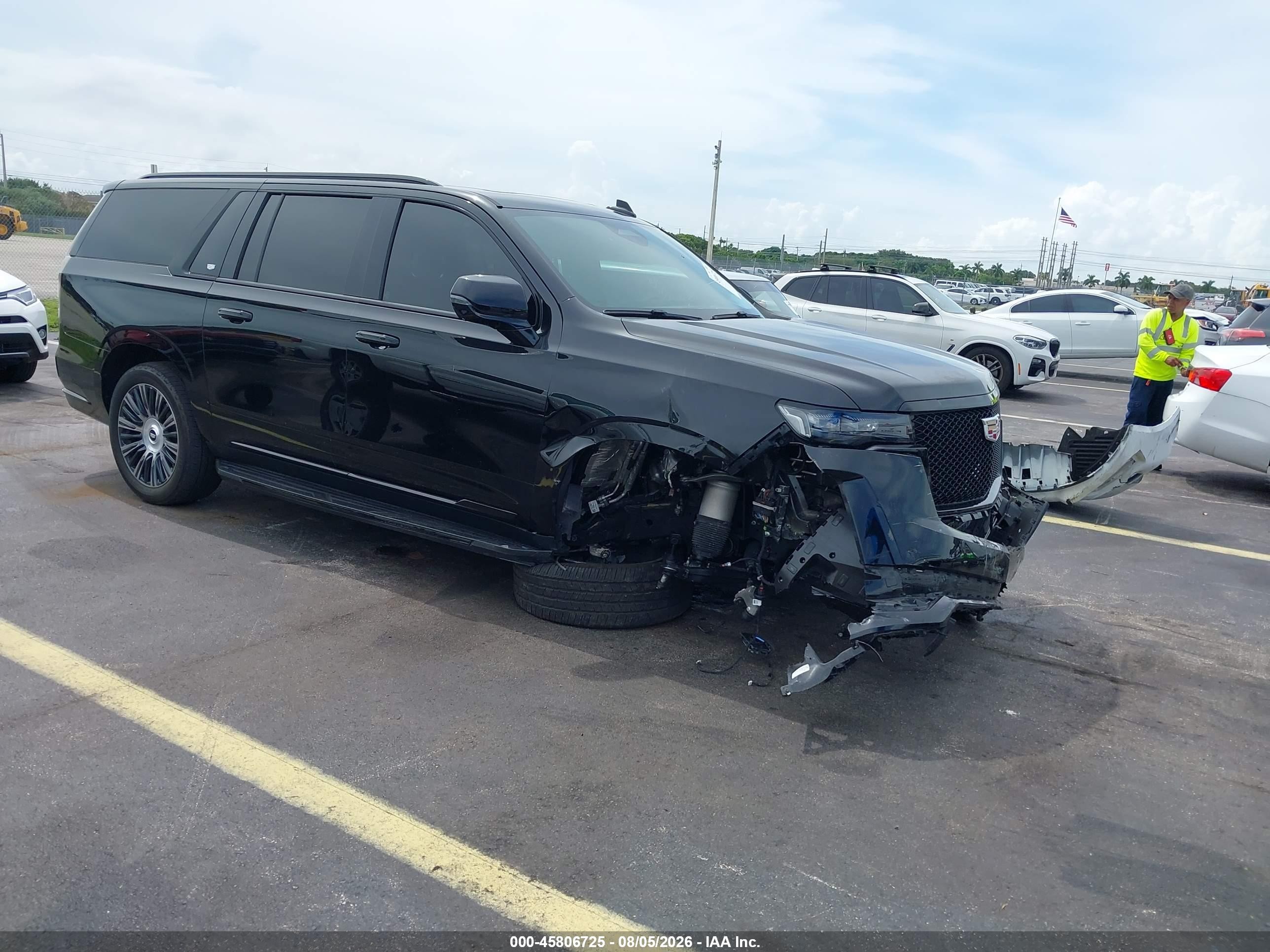 2022 Cadillac Escalade ESV VIN 1GYS4RKL6NR240627 — IAAI salvage auction photo