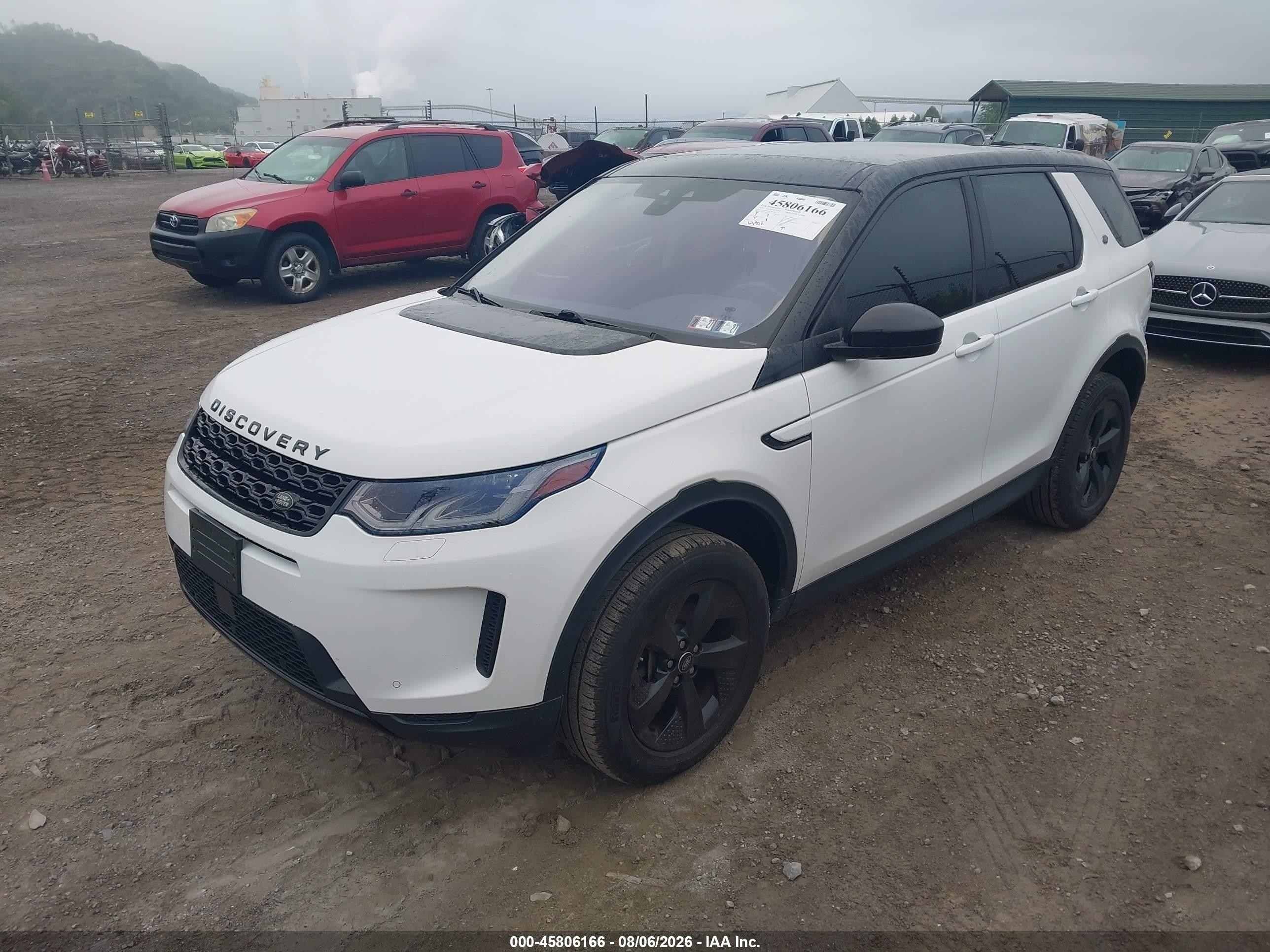 2020 Land Rover Discovery Sport VIN SALCJ2FX8LH833862 IAAI salvage auction — Side, Salvage (Pennsylvania), sold $7,200 on 2026-09-12 (photo 2)
