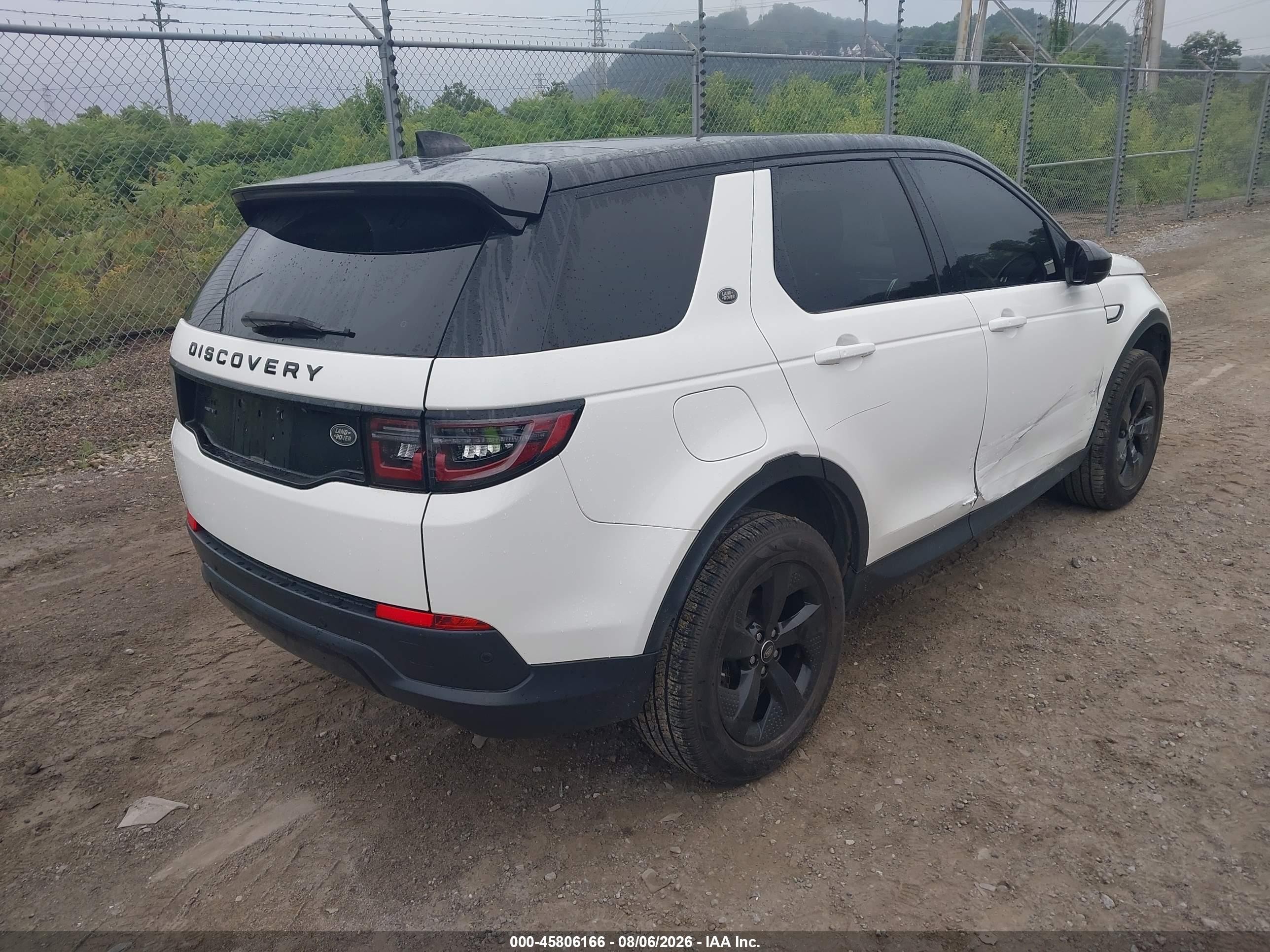 2020 Land Rover Discovery Sport VIN SALCJ2FX8LH833862 IAAI salvage auction — Side, Salvage (Pennsylvania), sold $7,200 on 2026-09-12 (photo 4)