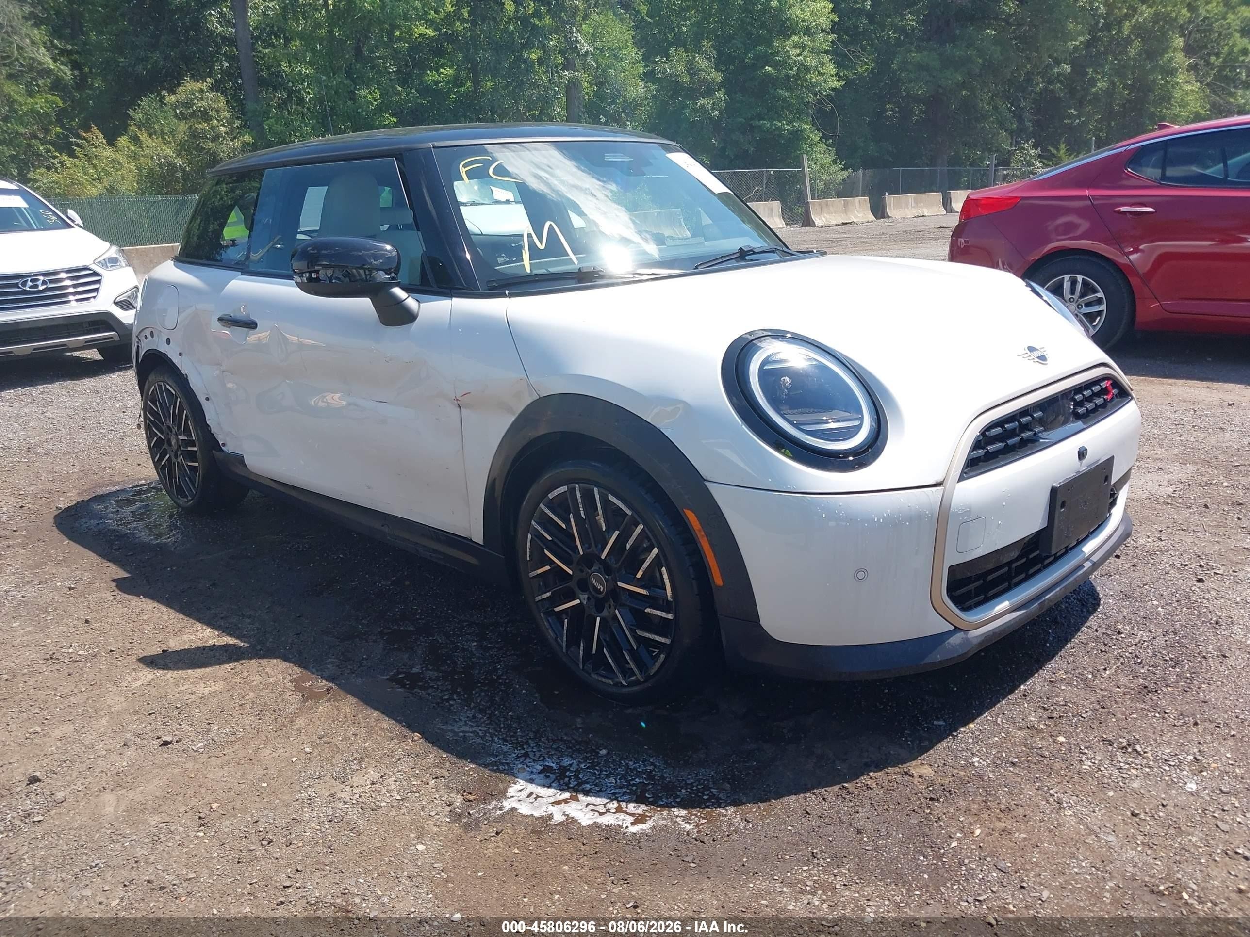 2025 Mini Hard top VIN WMW23GD06S2W32492 IAAI salvage auction — Side, Salvage - Greater Than 75% (Maryland), sold $8,600 on 2026-09-24 (photo 1)