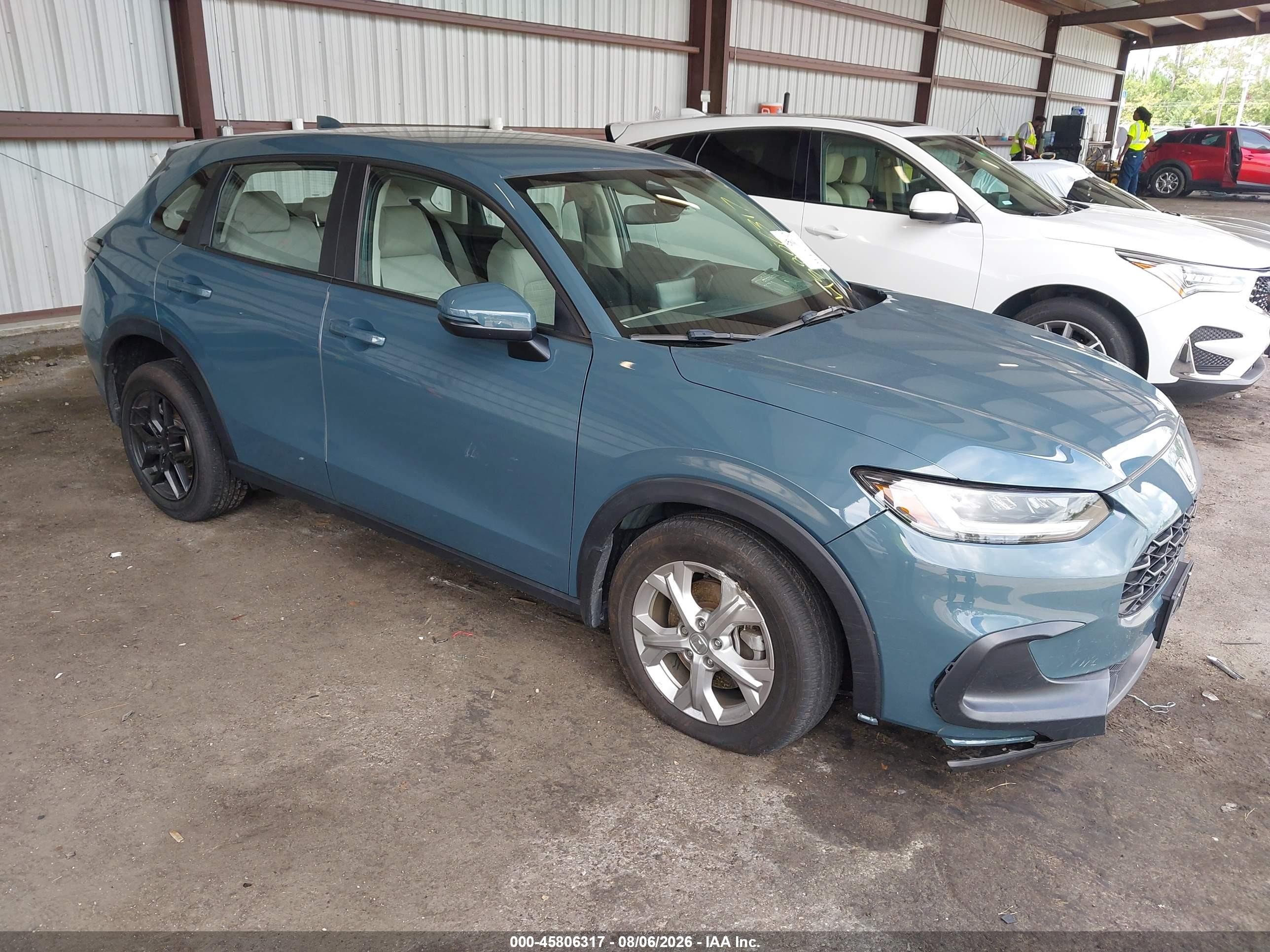 2025 Honda HR-V VIN 3CZRZ2H37SM714516 — IAAI salvage auction photo
