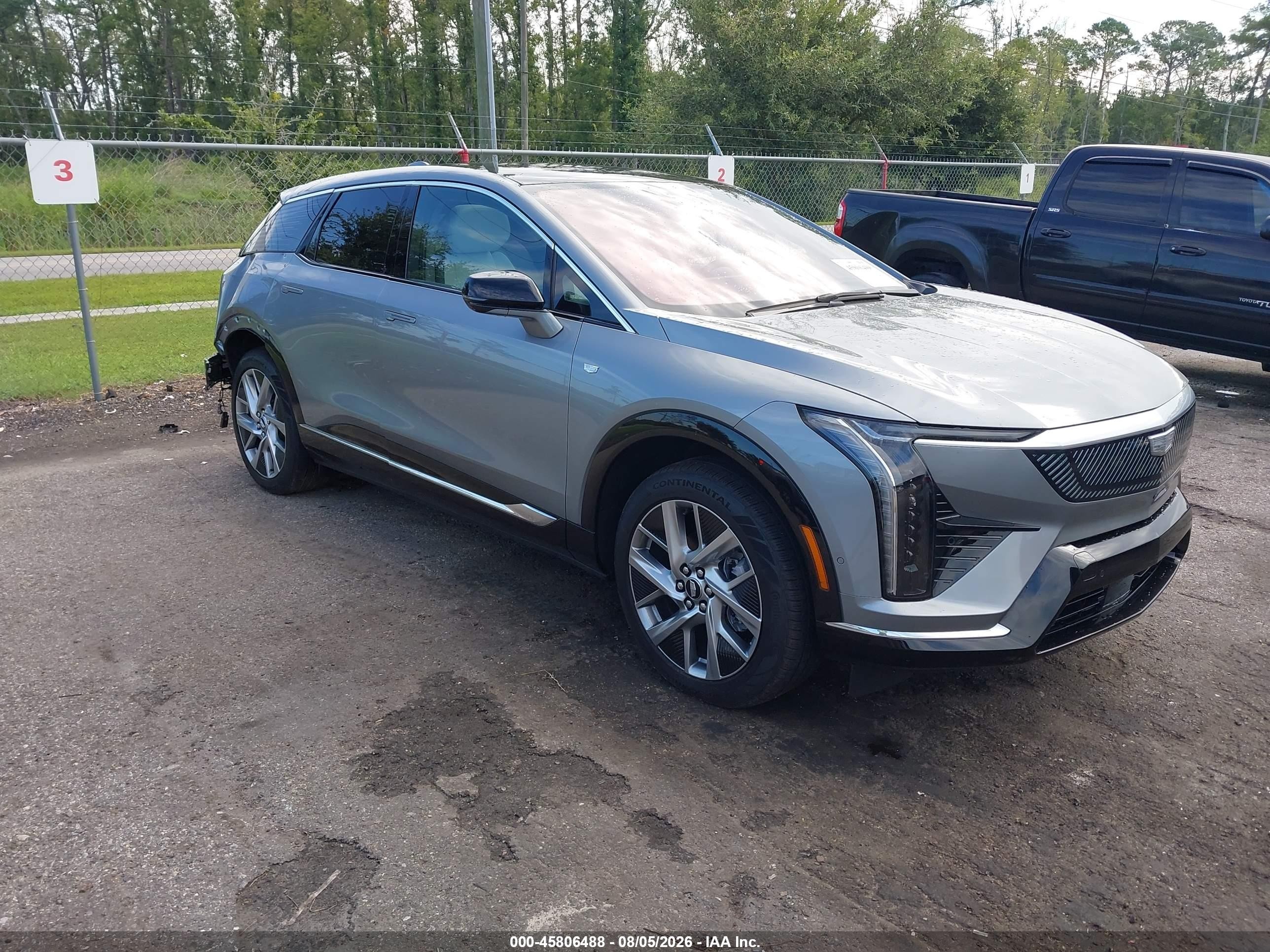 2025 Cadillac OPTIQ VIN 3GYK3BMR1SS261079 — IAAI salvage auction photo