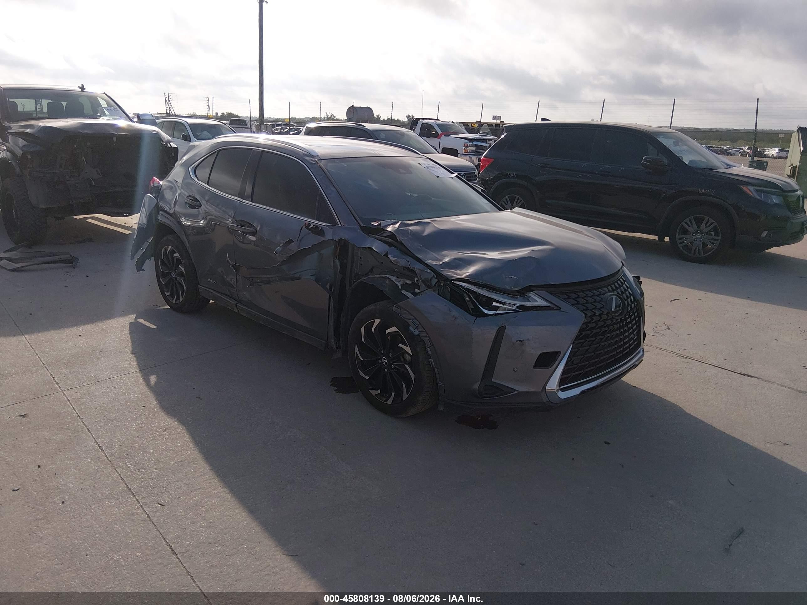 2020 Lexus UX 250h VIN JTHP9JBH5L2026579 — IAAI salvage auction photo