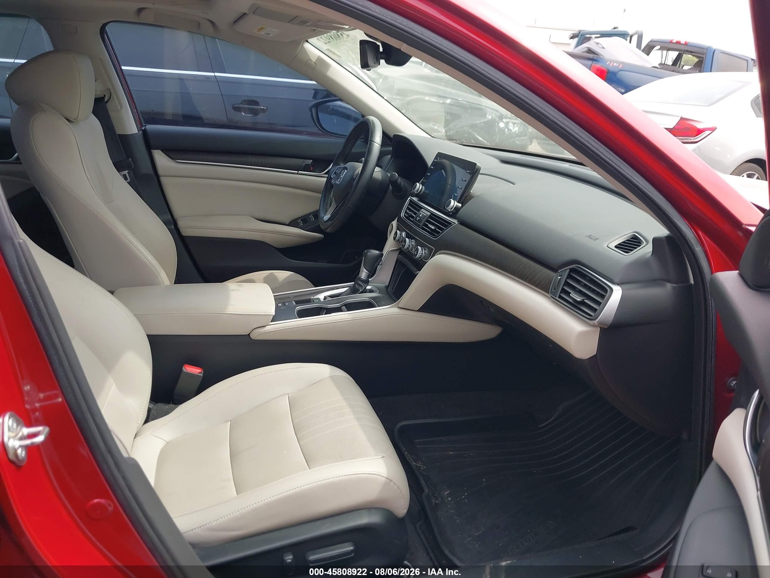 2019 Honda Accord VIN 1HGCV1F51KA021414 IAAI salvage auction — Normal Wear, Wait Title, sold $5,300 on 2026-09-22 (photo 5)
