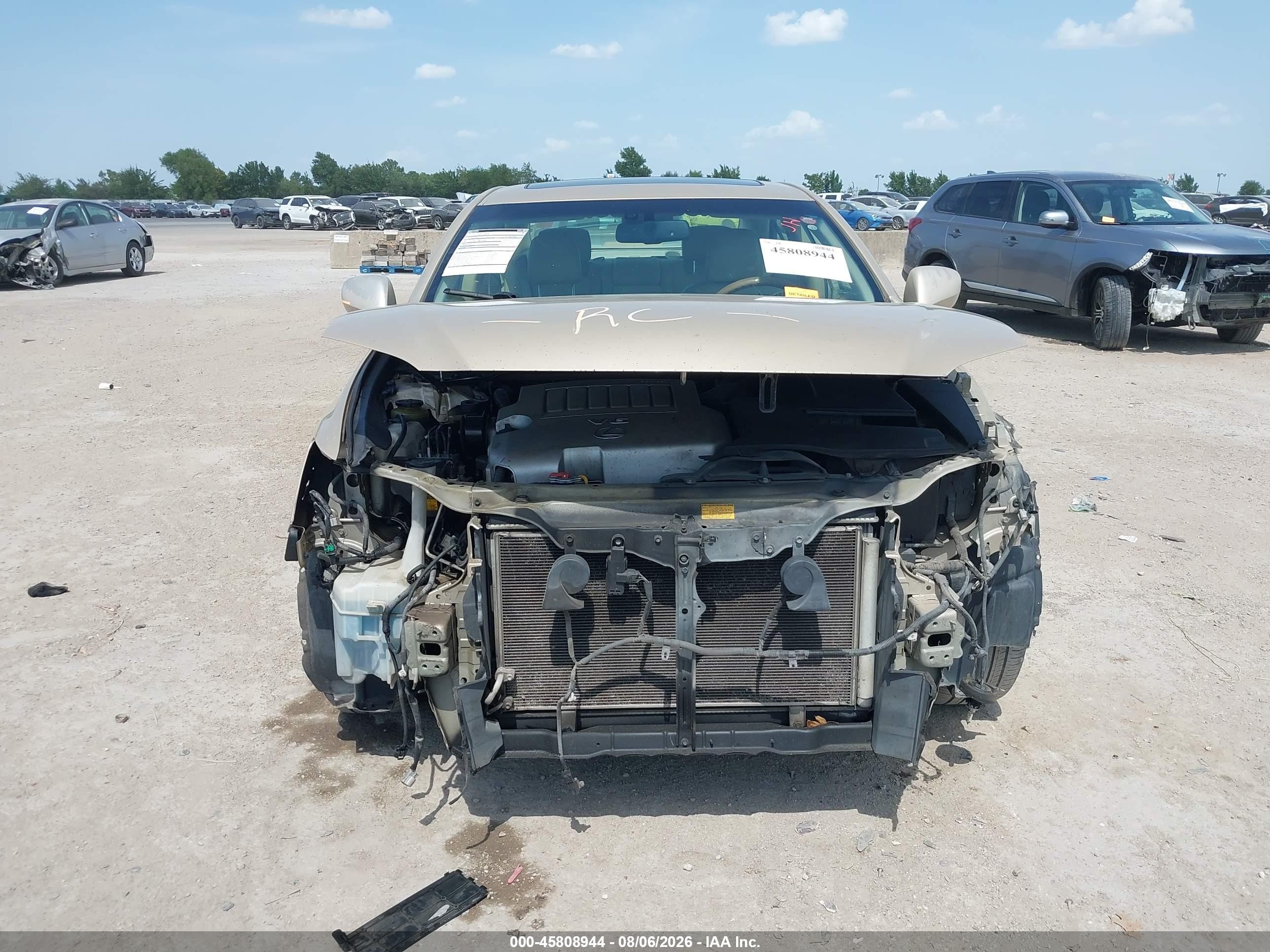 2007 Lexus ES VIN JTHBJ46G472062175 IAAI salvage auction — Side, Original (Texas), sold $975 on 2026-09-09 (photo 6)