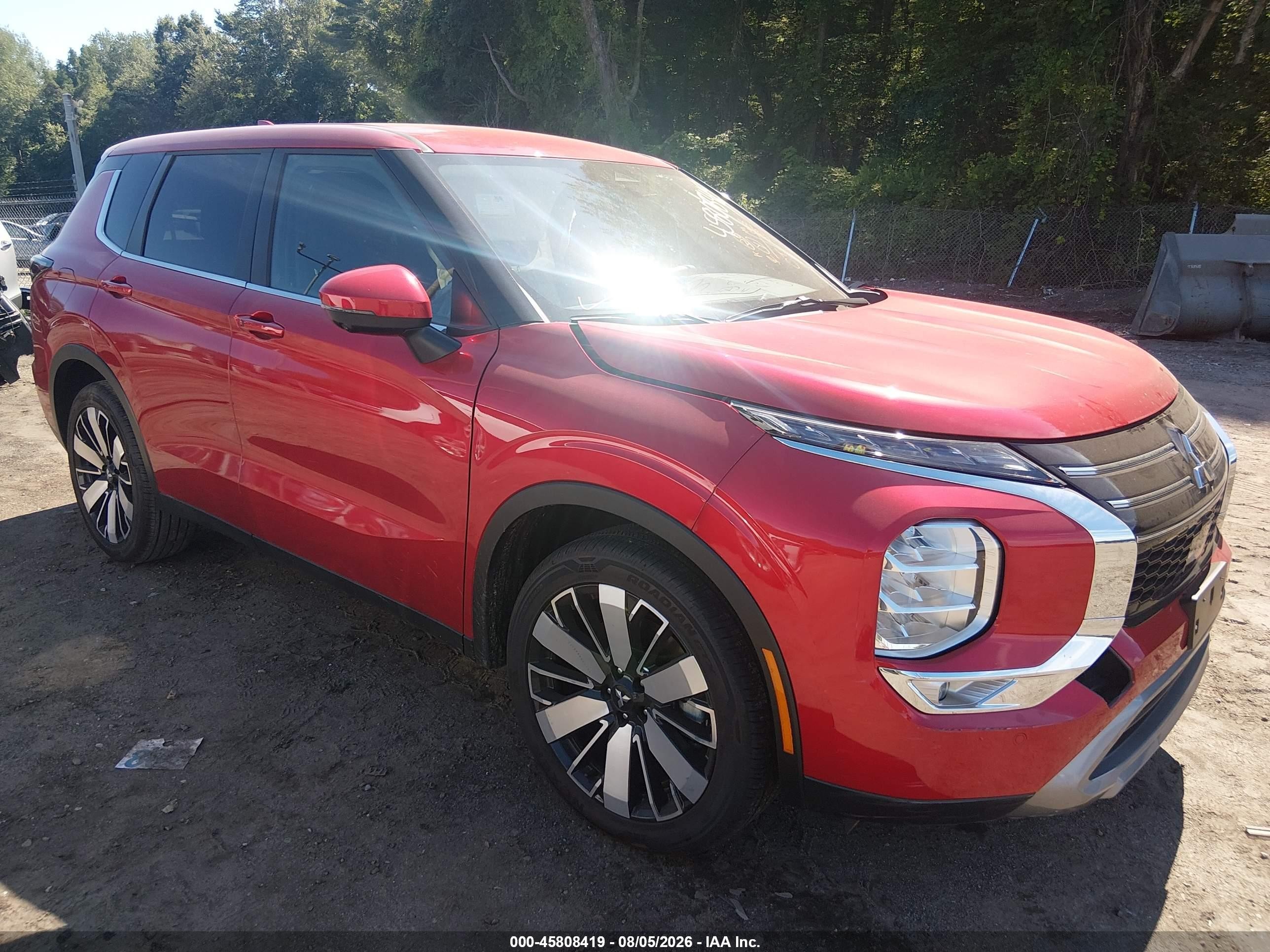 2026 Mitsubishi Outlander VIN JA4J3VAB3TZ031908 — IAAI salvage auction photo