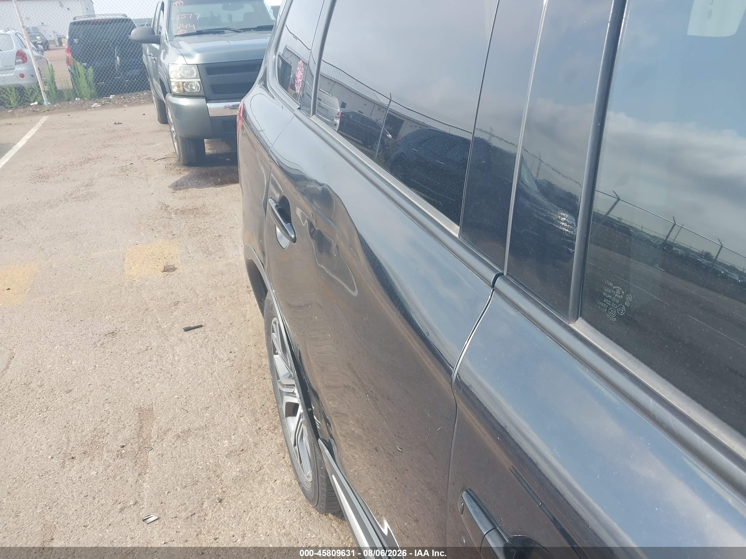2018 Mitsubishi Outlander VIN JA4AZ3A31JZ016316 IAAI salvage auction — Side, Regular (South Dakota), sold $2,200 on 2026-09-12 (photo 6)