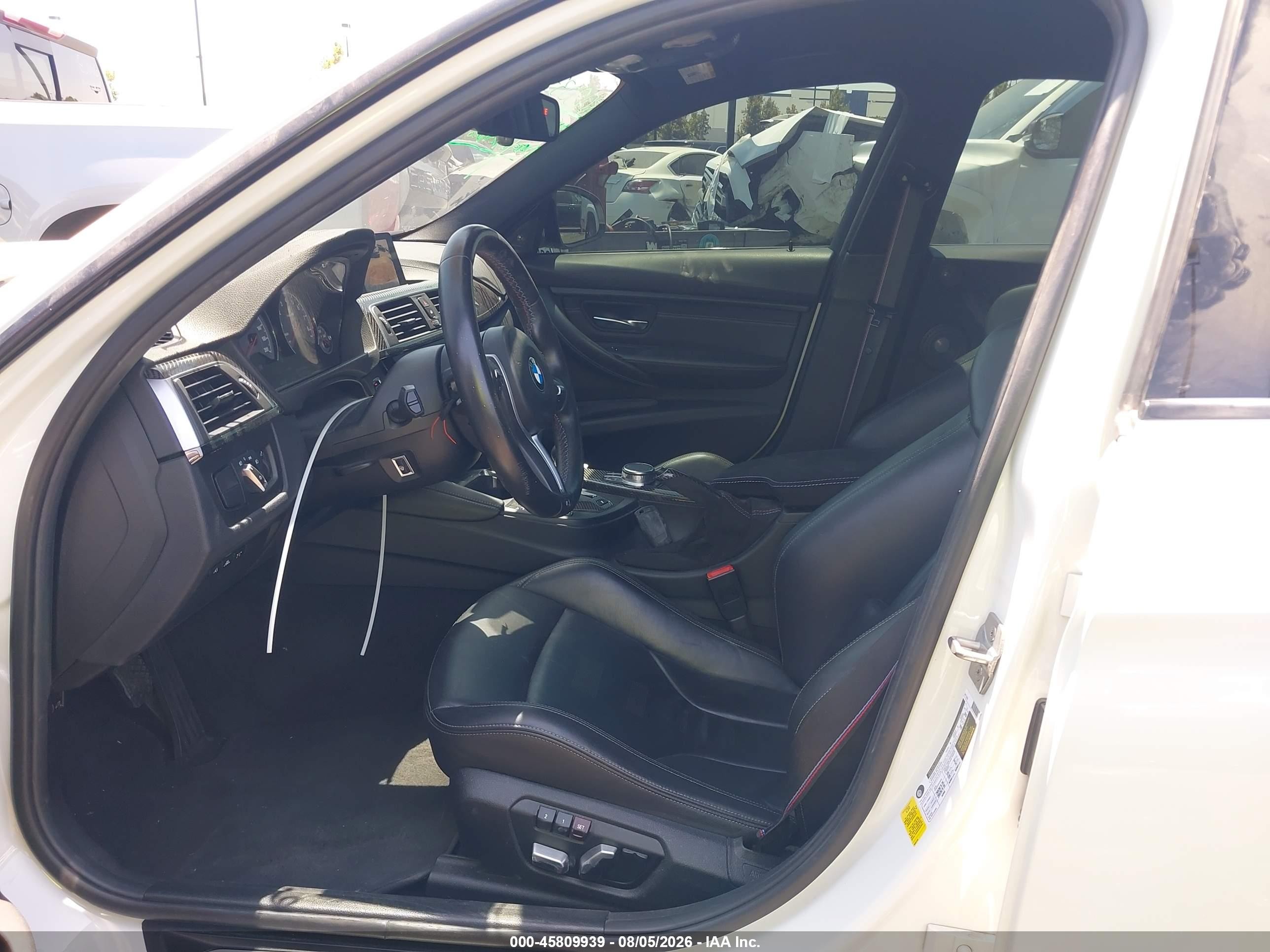 2018 BMW M3 VIN WBS8M9C59J5L00569 IAAI salvage auction — Unknown, Salvage Certificate (California), sold $20,250 on 2026-08-21 (photo 5)