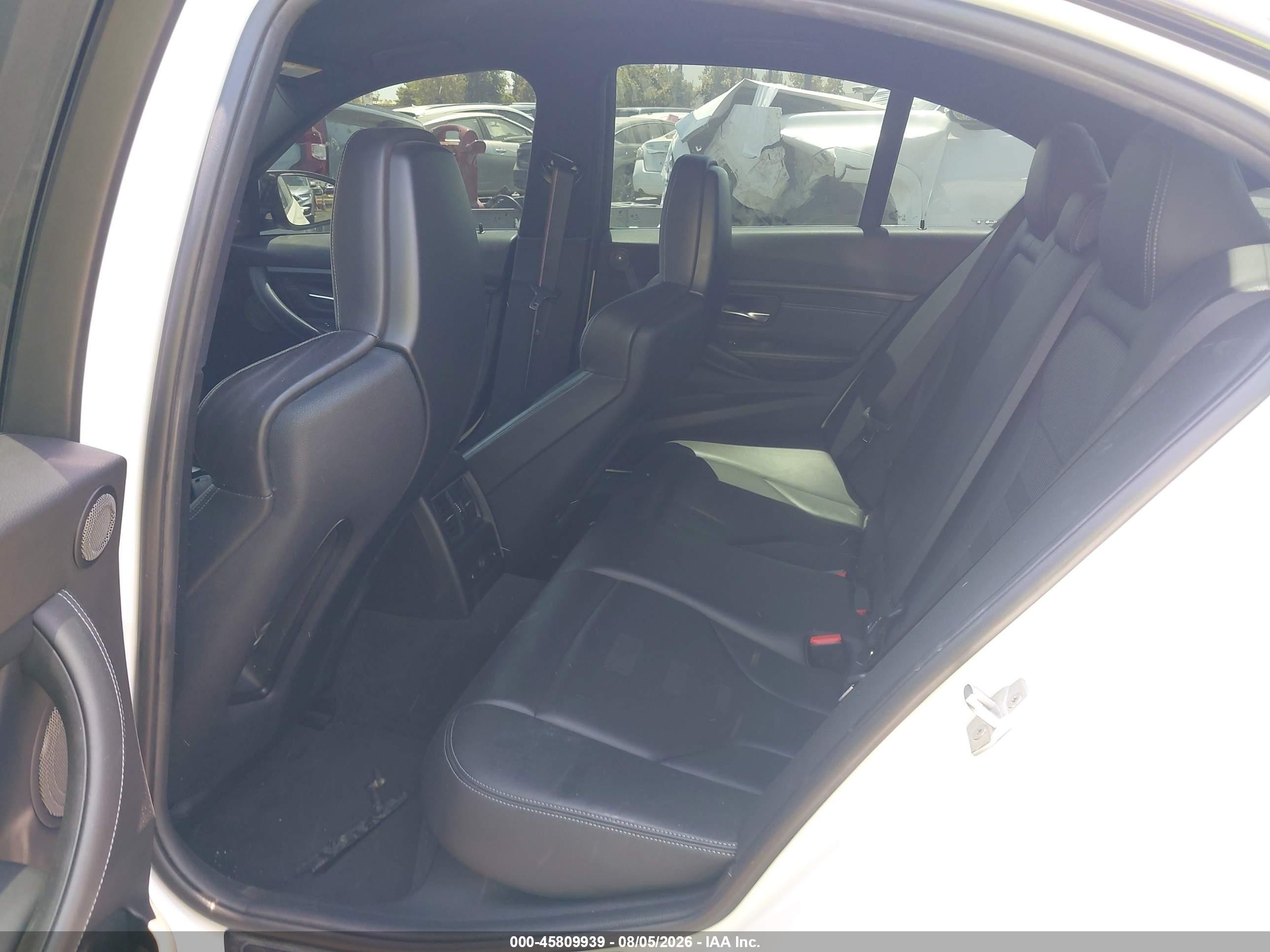 2018 BMW M3 VIN WBS8M9C59J5L00569 IAAI salvage auction — Unknown, Salvage Certificate (California), sold $20,250 on 2026-08-21 (photo 8)