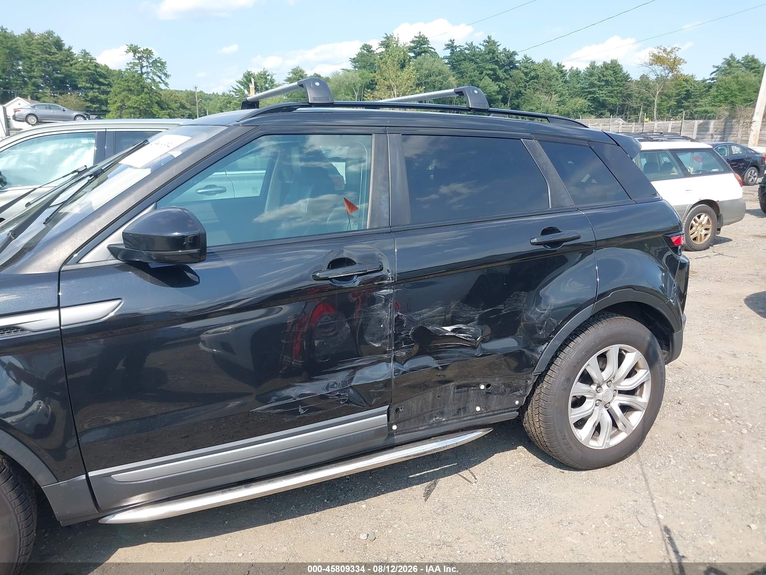 2016 Land rover Range rover evoque VIN SALVP2BG3GH078171 IAAI salvage auction — Side, Clear (Massachusetts), sold $2,050 on 2026-09-23 (photo 6)