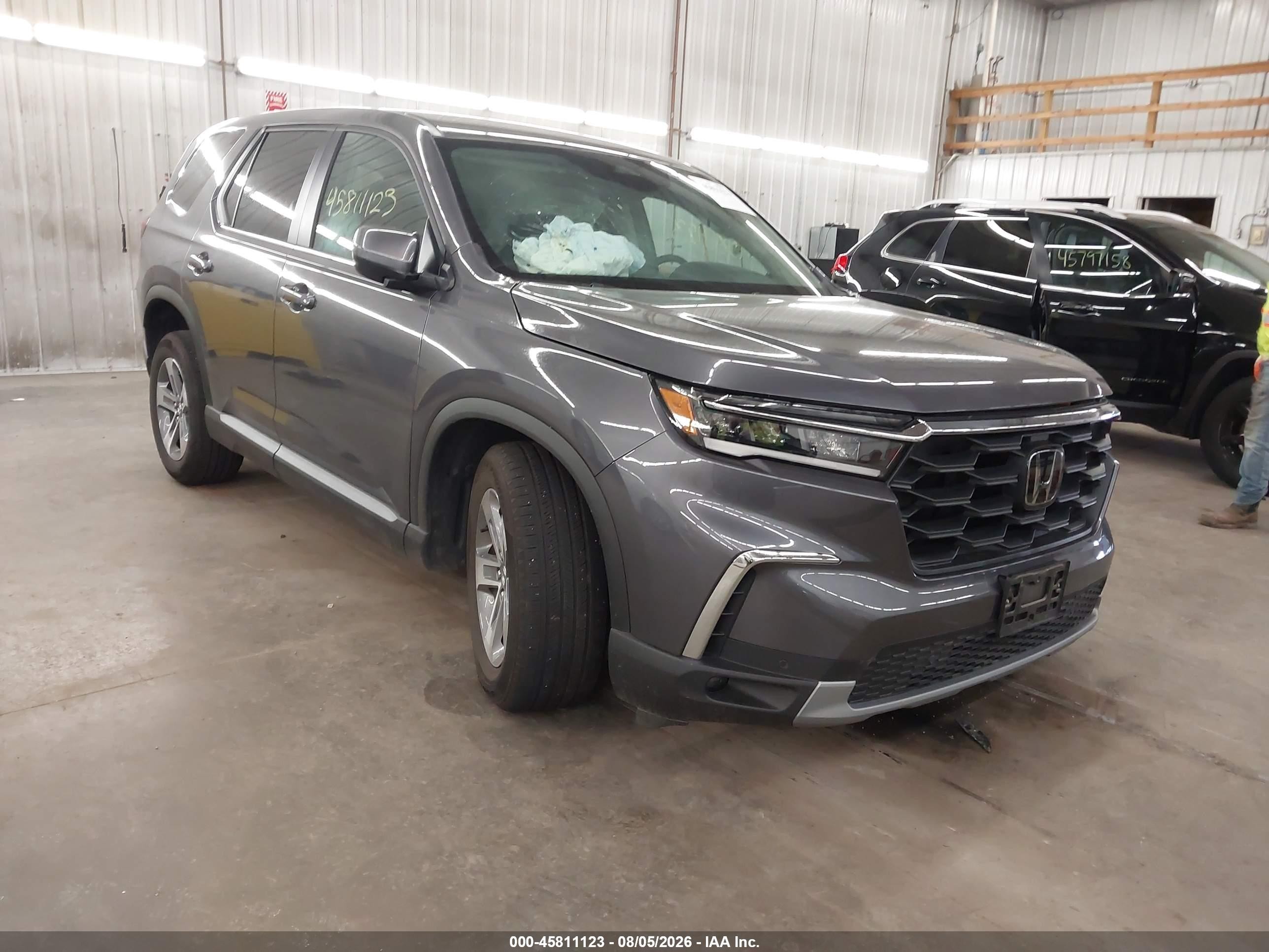 2025 Honda Pilot VIN 5FNYG1H44SB152413 — IAAI salvage auction photo