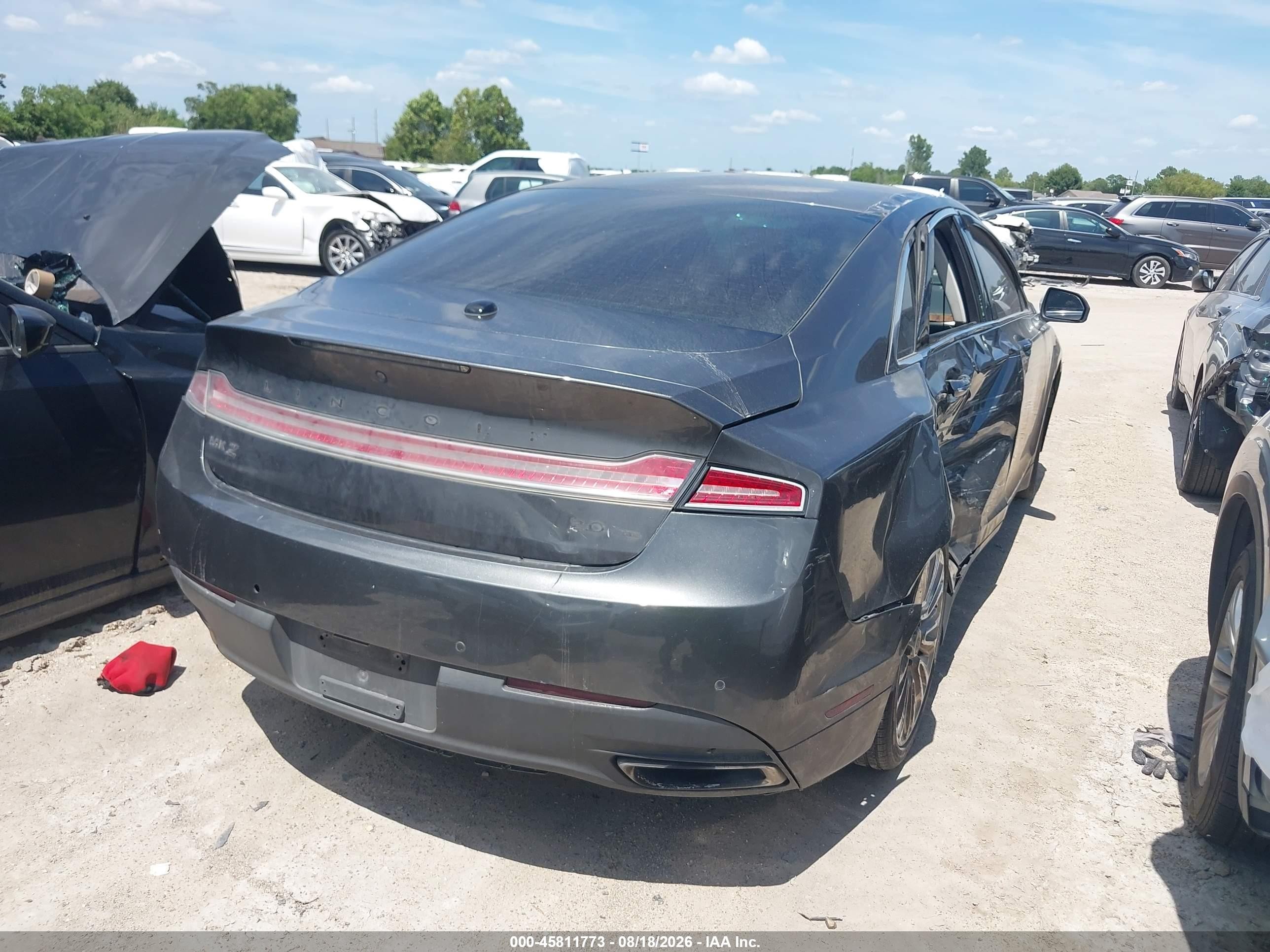 2016 Lincoln Mkz VIN 3LN6L2G97GR626183 IAAI salvage auction — Side, Salvage (Texas), sold $950 on 2026-09-07 (photo 4)