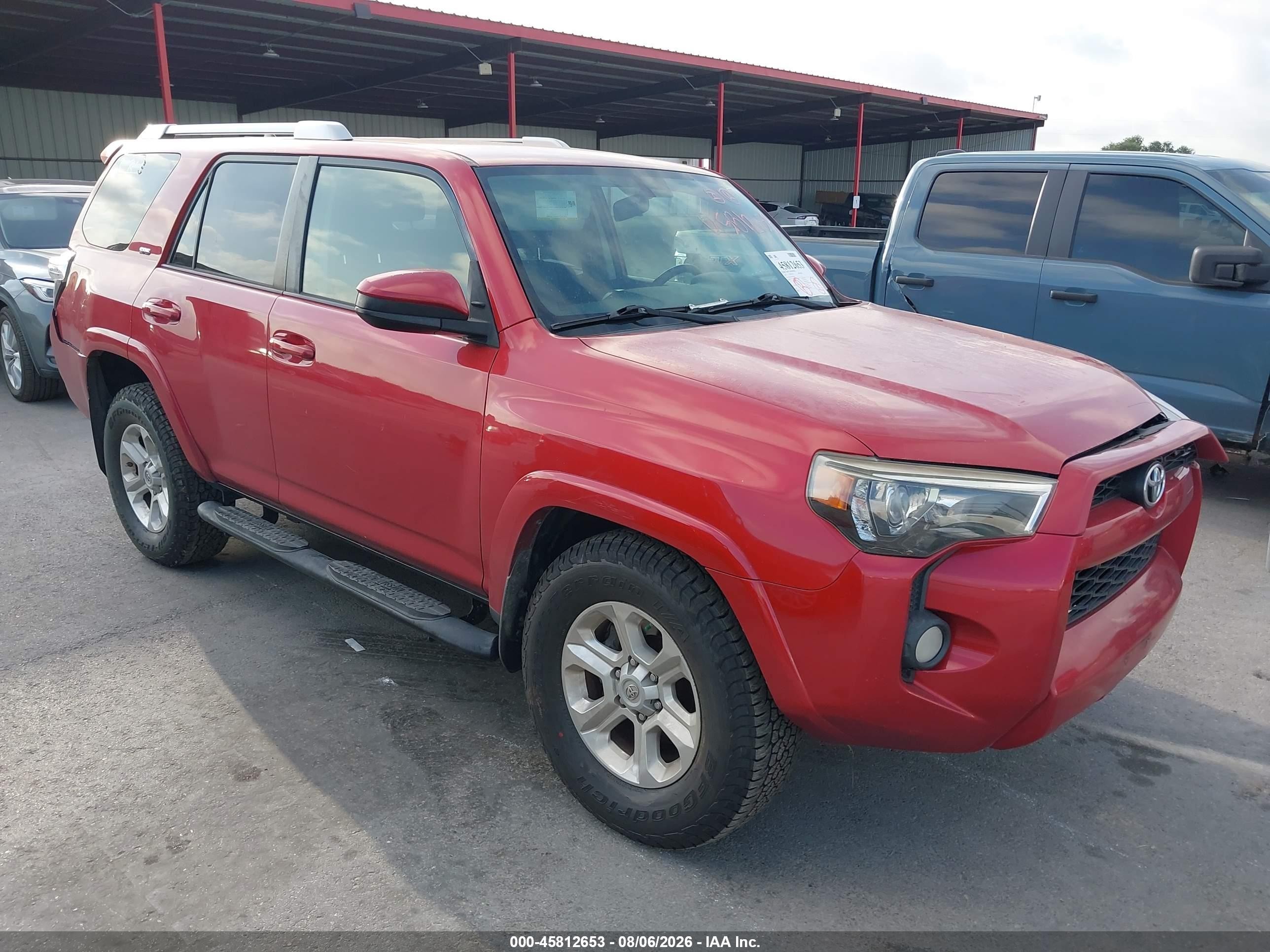 2015 Toyota 4Runner VIN JTEZU5JR5F5092624 — IAAI salvage auction photo