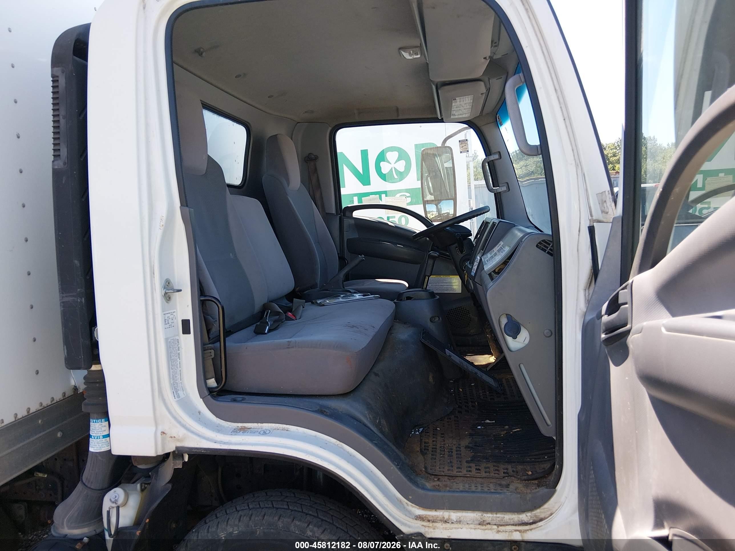 2018 Isuzu Npr Hd VIN JALC4W164J7009816 IAAI salvage auction — Front End, Clear (Maryland), sold $7,000 on 2026-09-09 (photo 7)